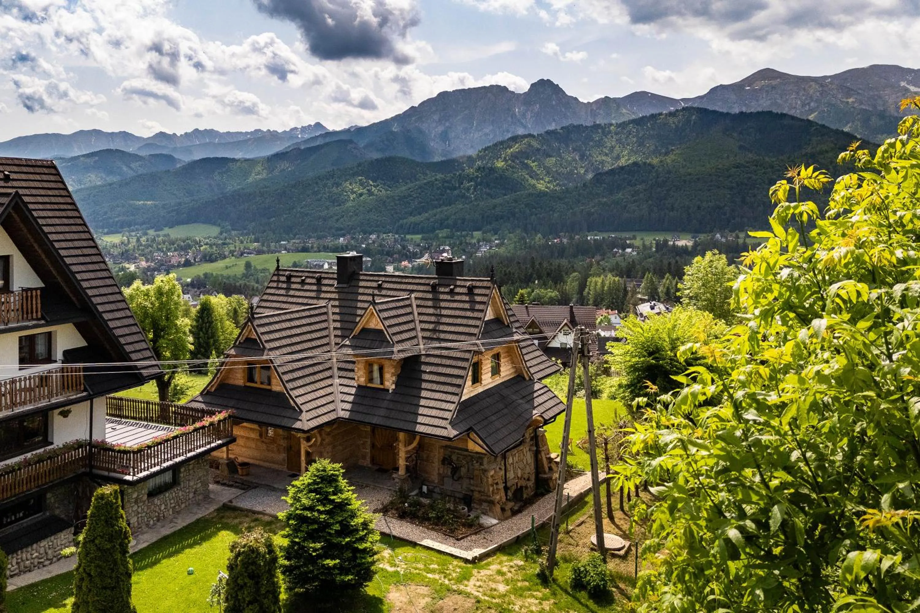 Property building in Willa Turnia