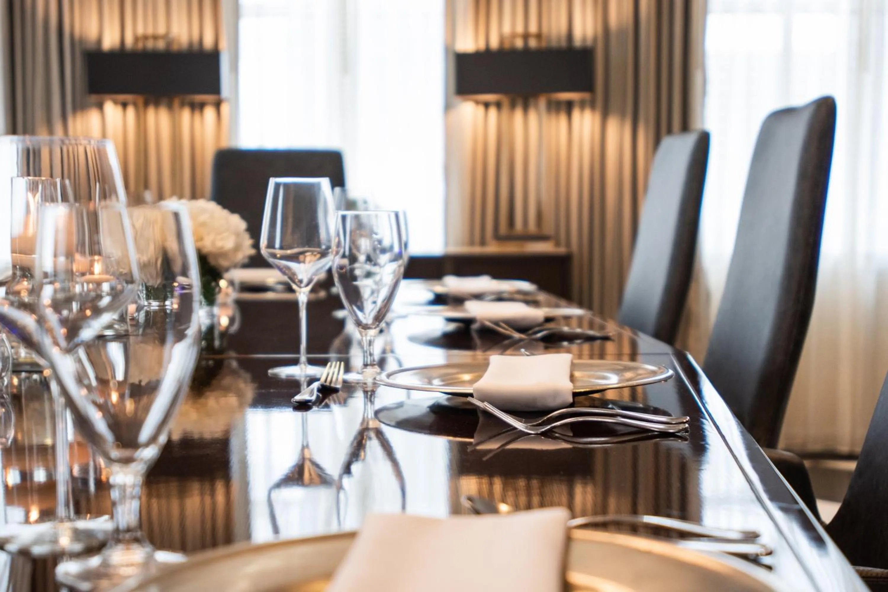 Photo of the whole room in Magnolia Hotel Houston, a Tribute Portfolio Hotel