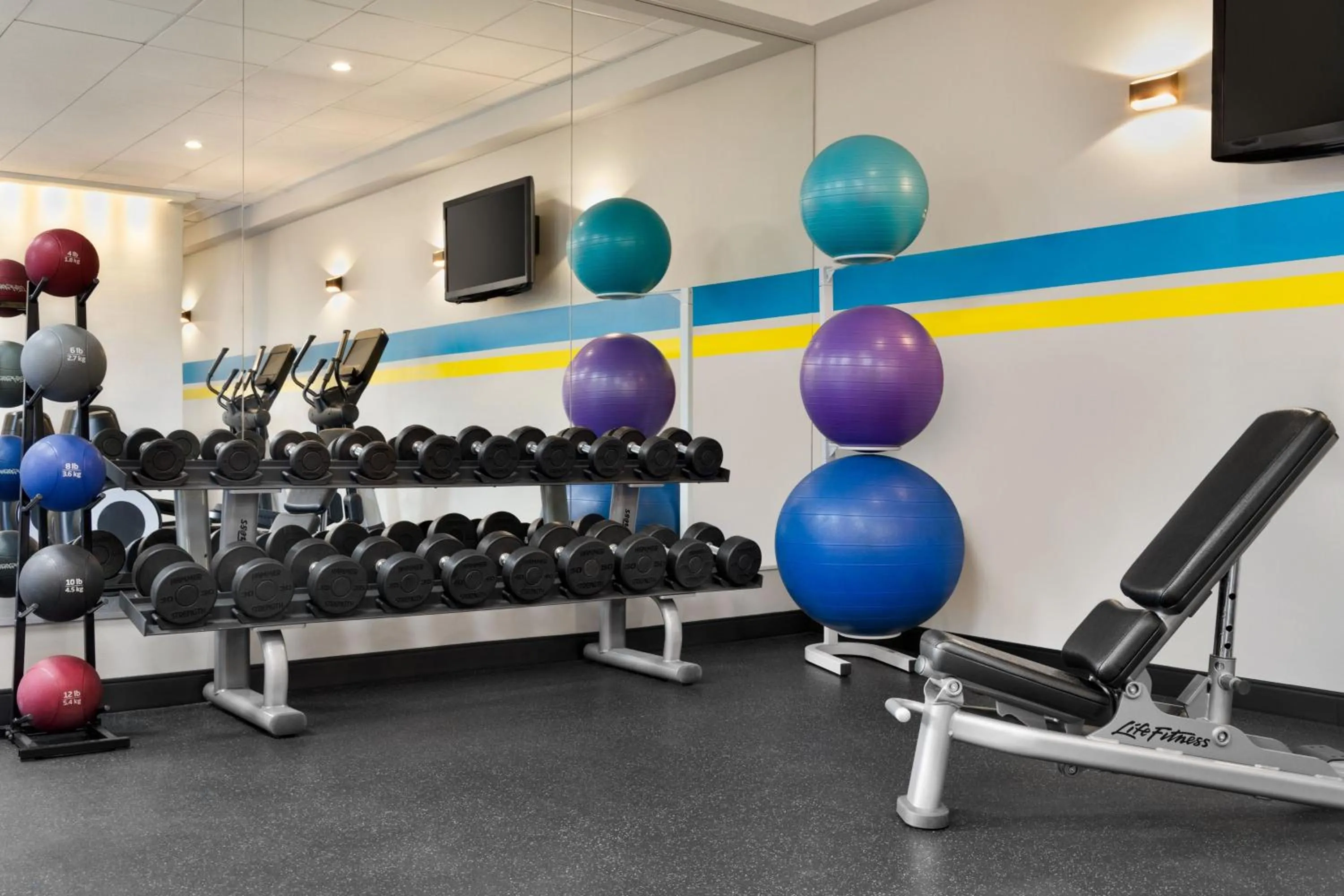 Fitness centre/facilities in Magnolia Hotel Houston, a Tribute Portfolio Hotel