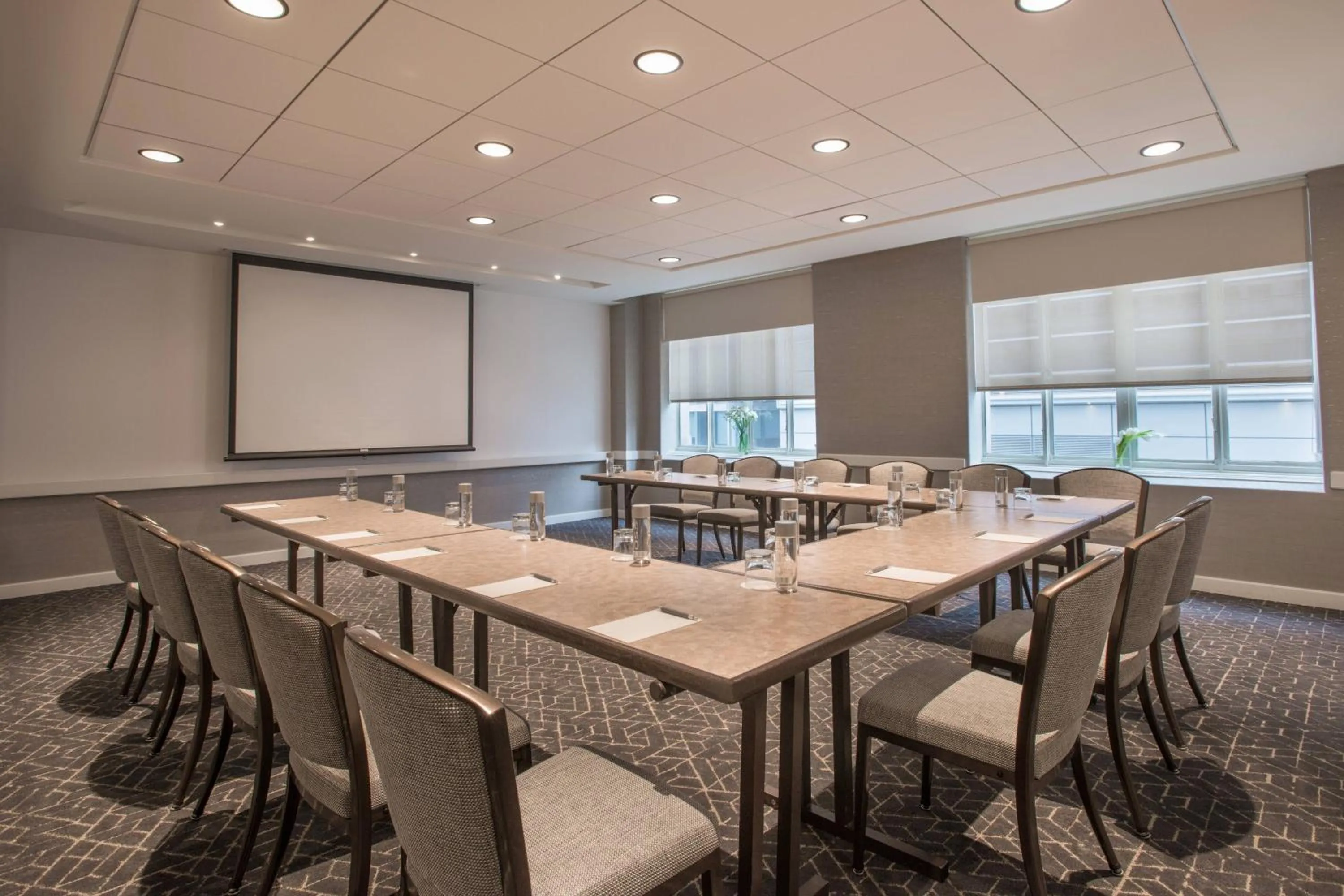 Meeting/conference room in Magnolia Hotel Houston, a Tribute Portfolio Hotel