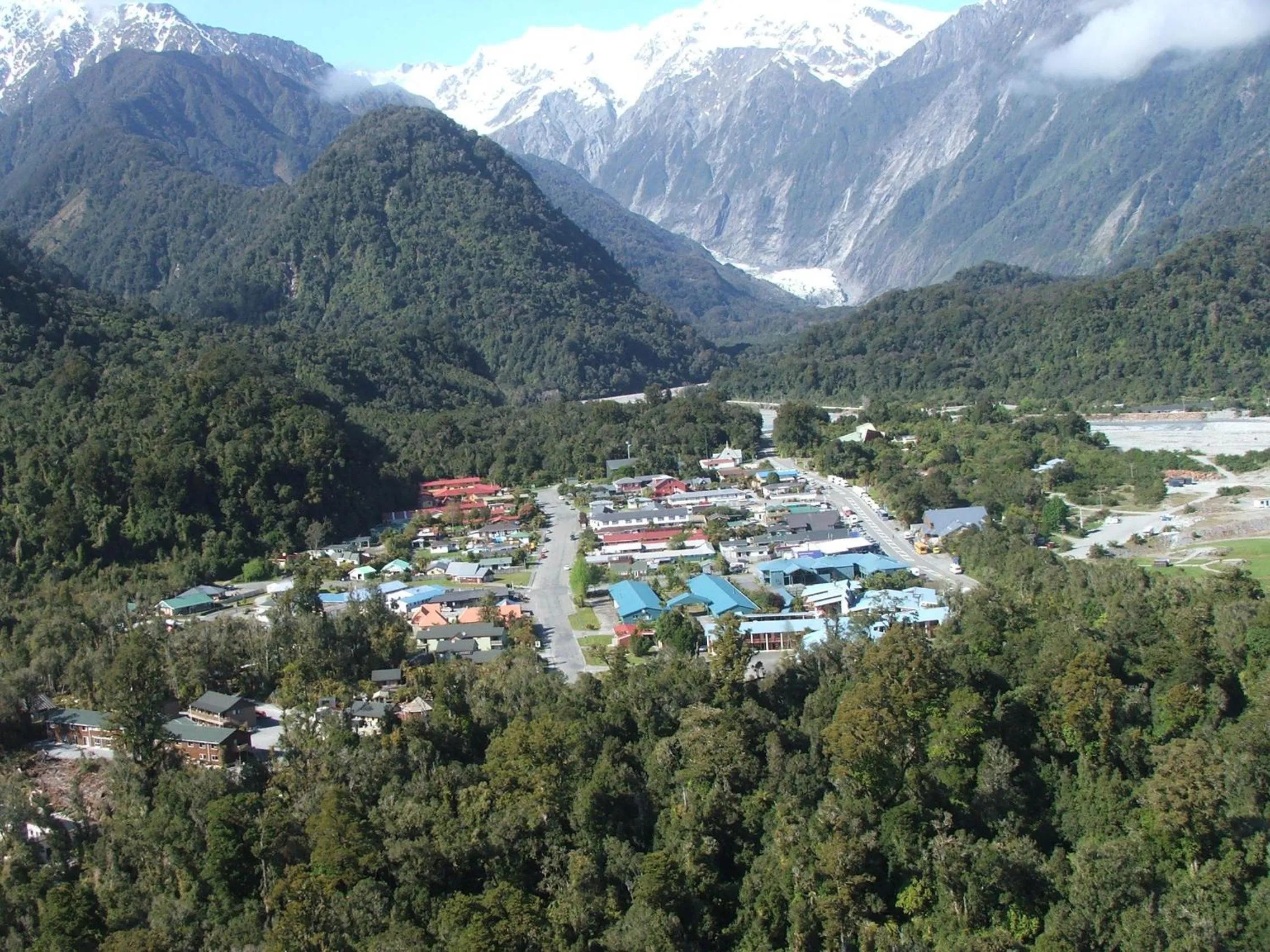 Mountain view in Bella Vista Motel Franz Josef Glacier