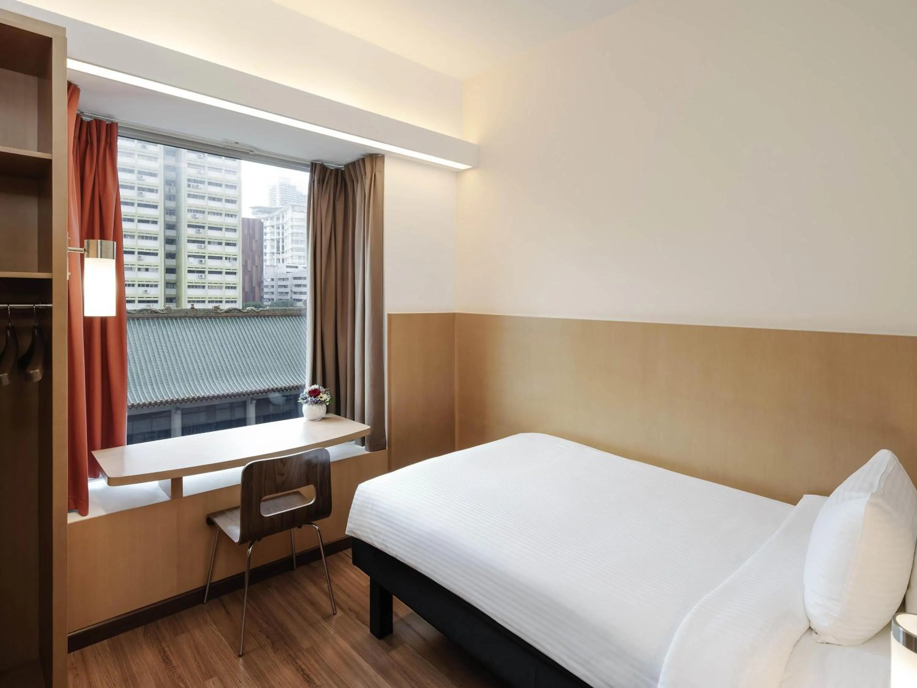 Bedroom, Bed in Ibis Singapore on Bencoolen - Newly Renovated