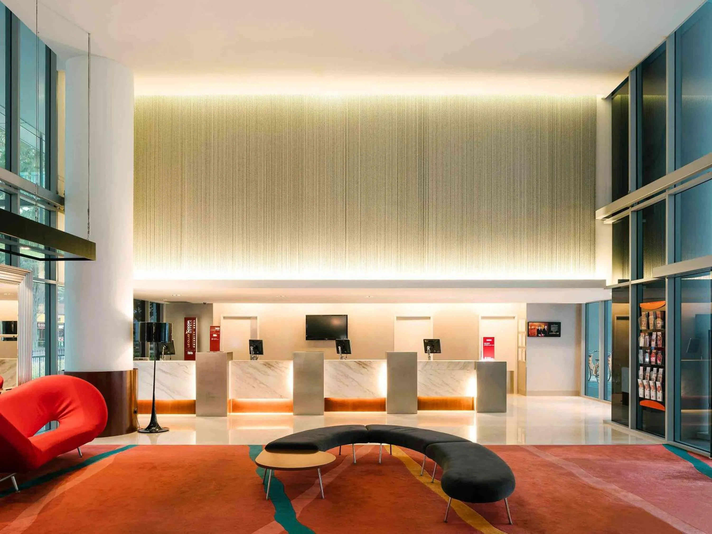 Property building in Ibis Singapore on Bencoolen - Newly Renovated