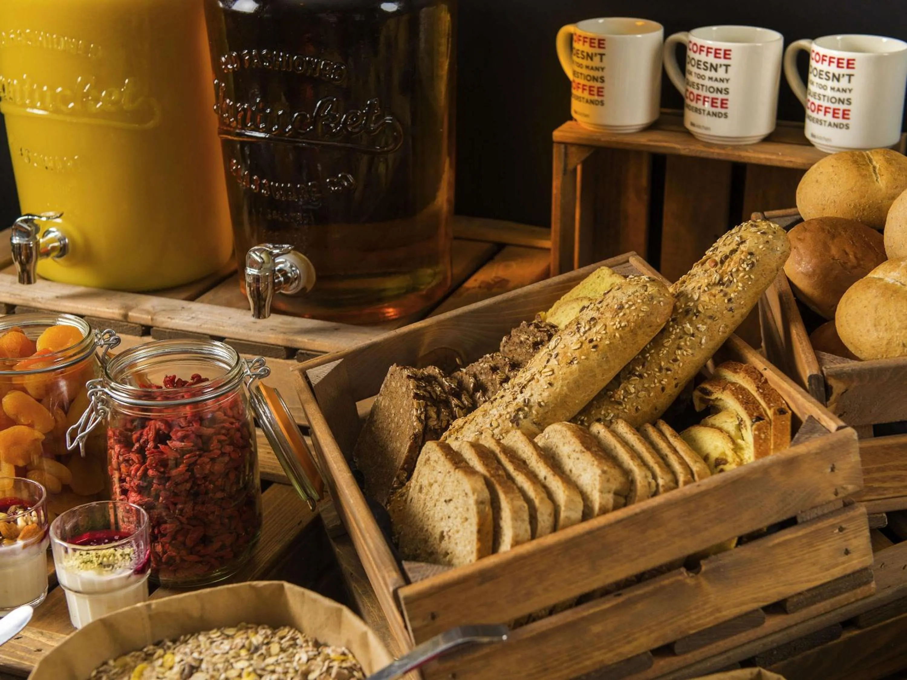 Breakfast in Ibis Singapore on Bencoolen - Newly Renovated