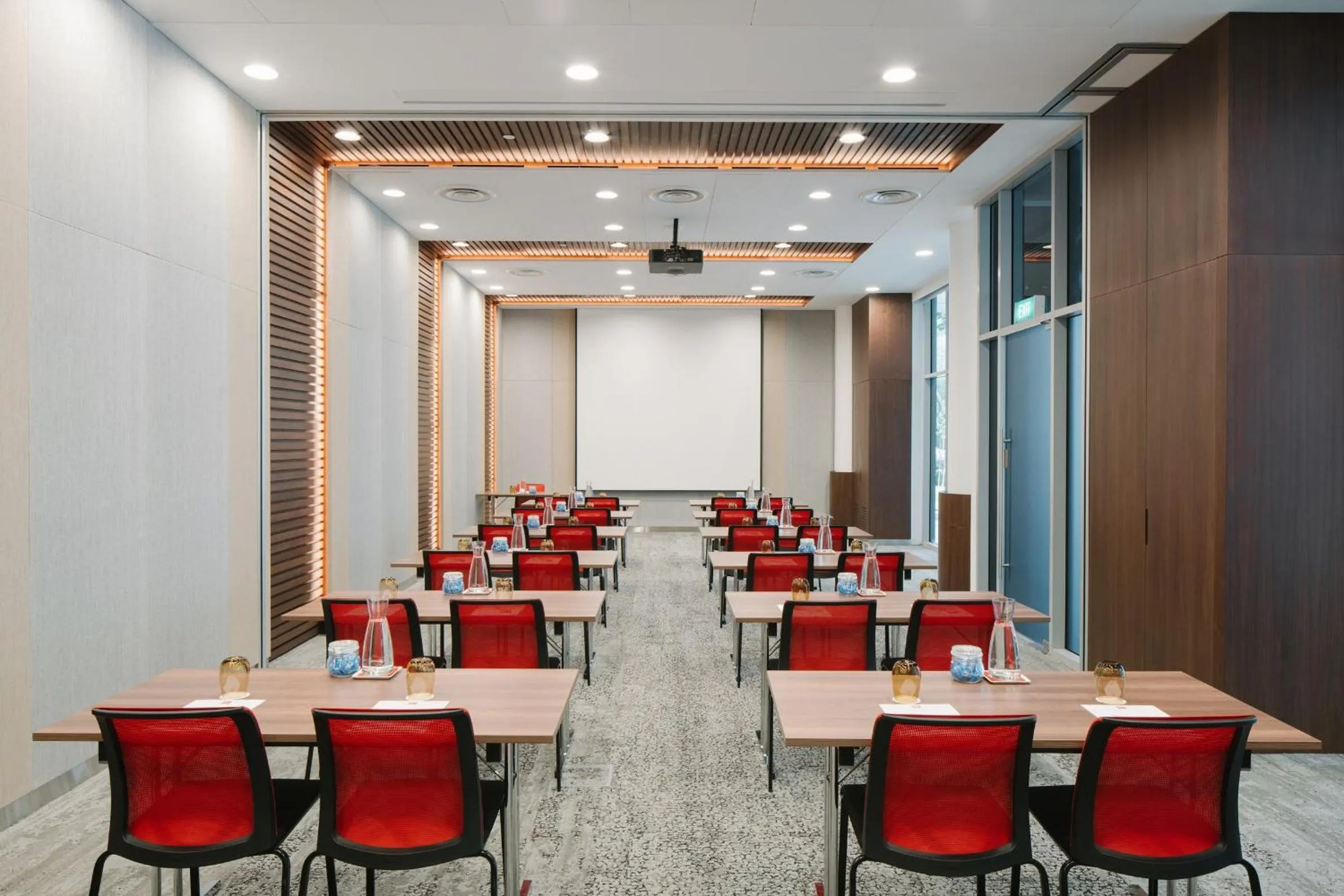 Meeting/conference room in Ibis Singapore on Bencoolen - Newly Renovated