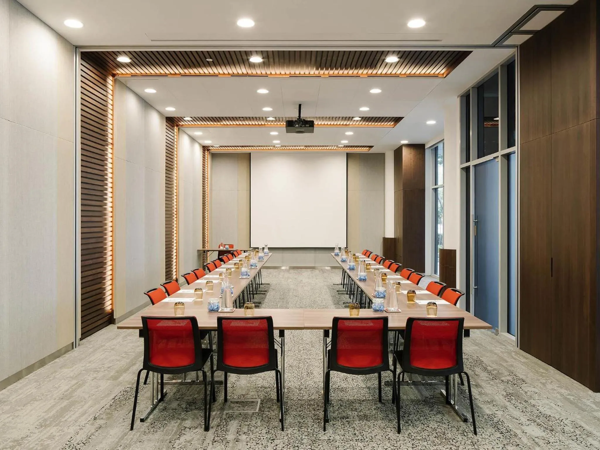Meeting/conference room in Ibis Singapore on Bencoolen - Newly Renovated