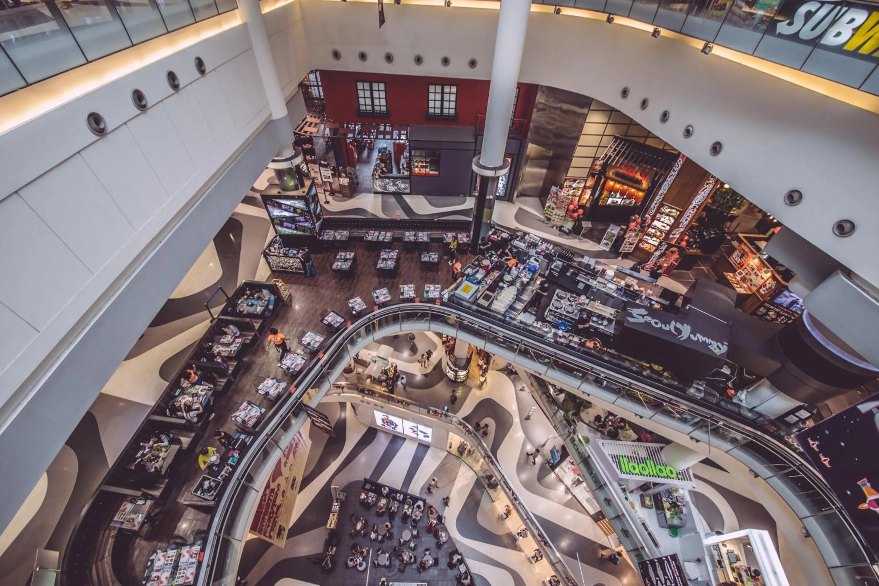 Restaurant/places to eat in Ibis Singapore on Bencoolen - Newly Renovated