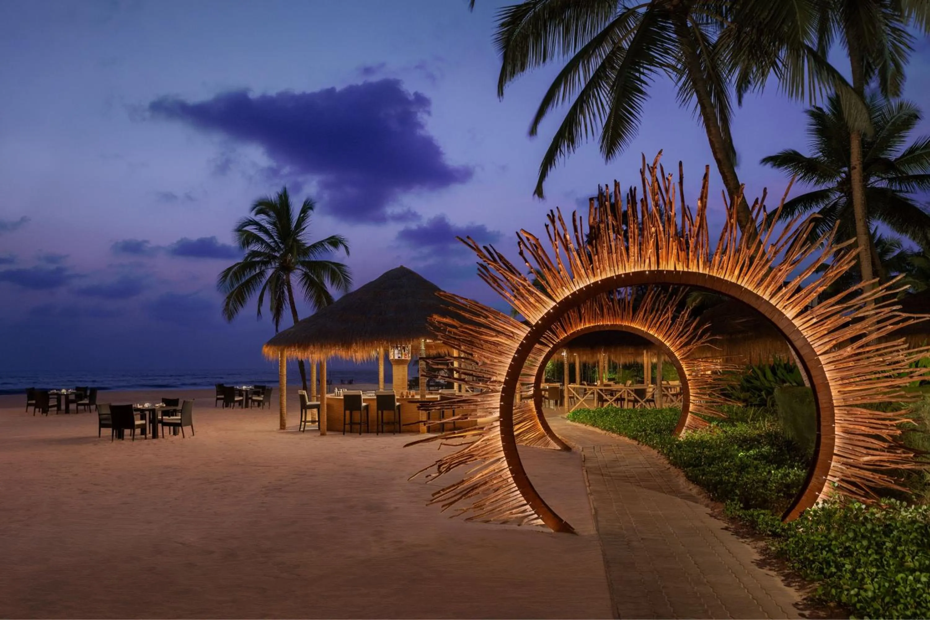 Lounge or bar in The St. Regis Goa Resort