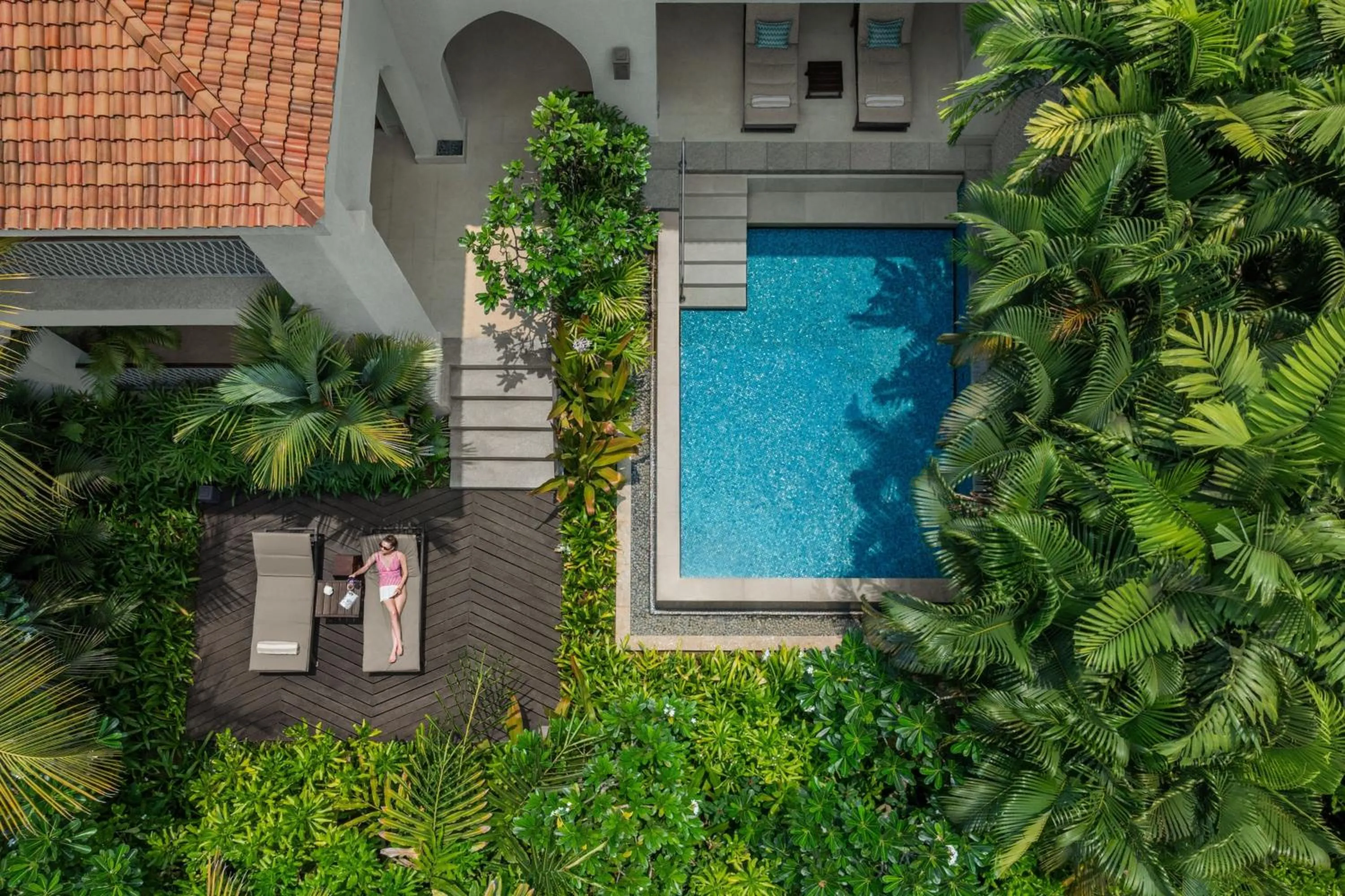 Swimming pool in The St. Regis Goa Resort