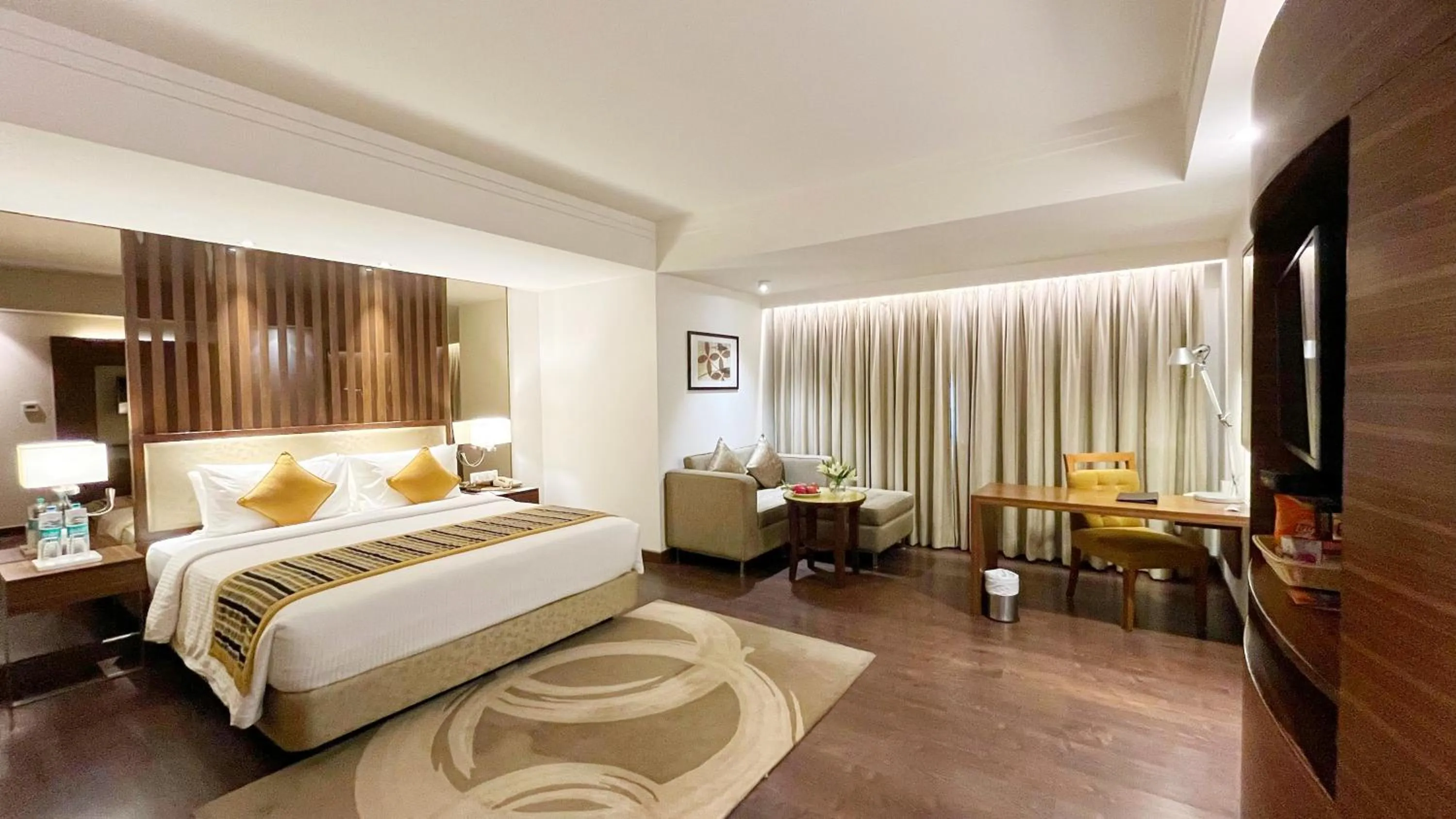 Bedroom, Bed in Aditya Park-A Sarovar Portico Hotel
