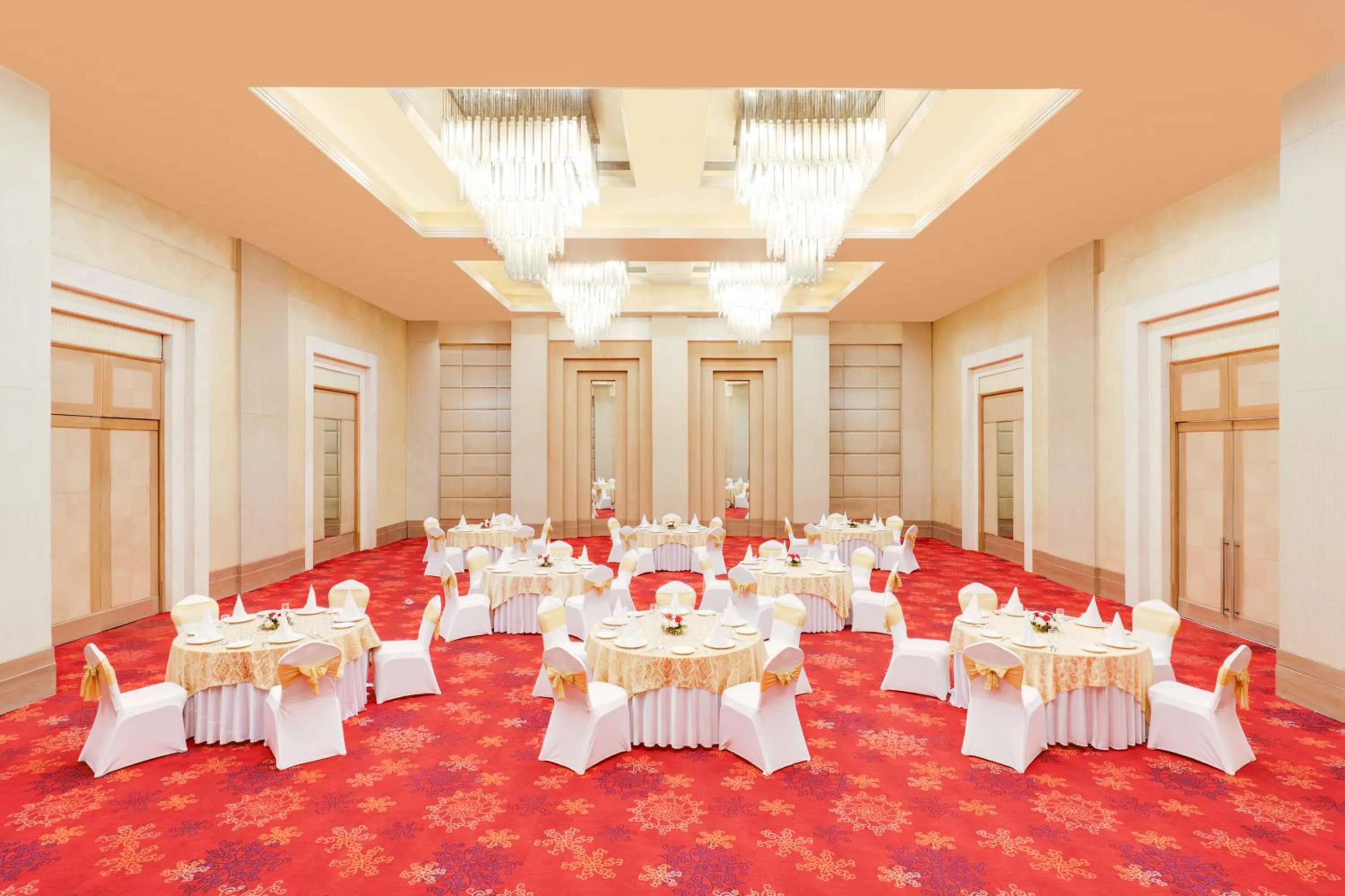 Banquet/Function facilities in Lemon Tree Premier 2, Sector 29 Gurugram
