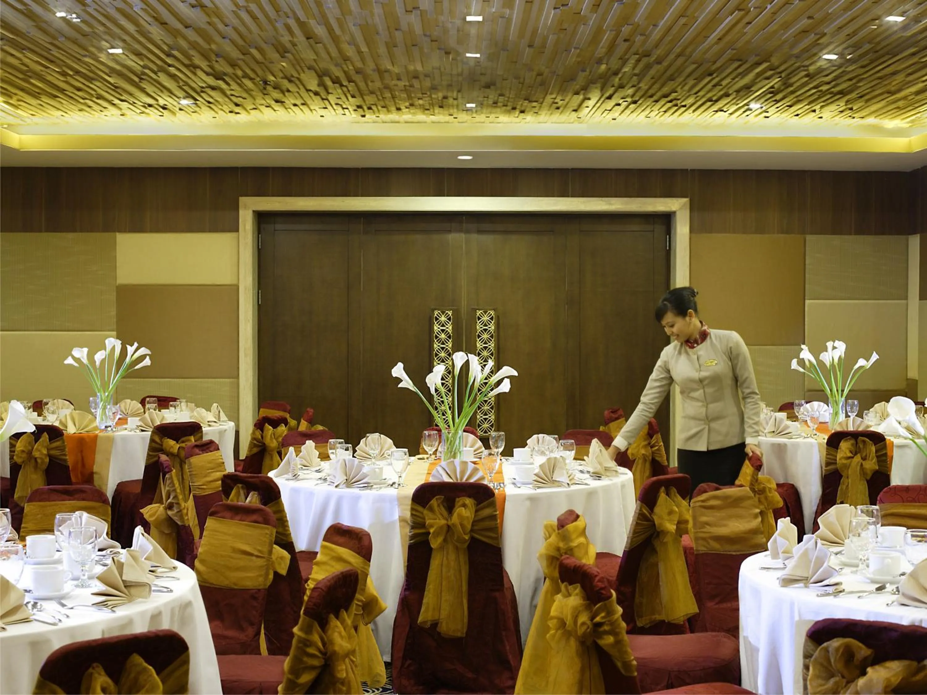 Banquet/Function facilities in Hotel Santika Pandegiling - Surabaya