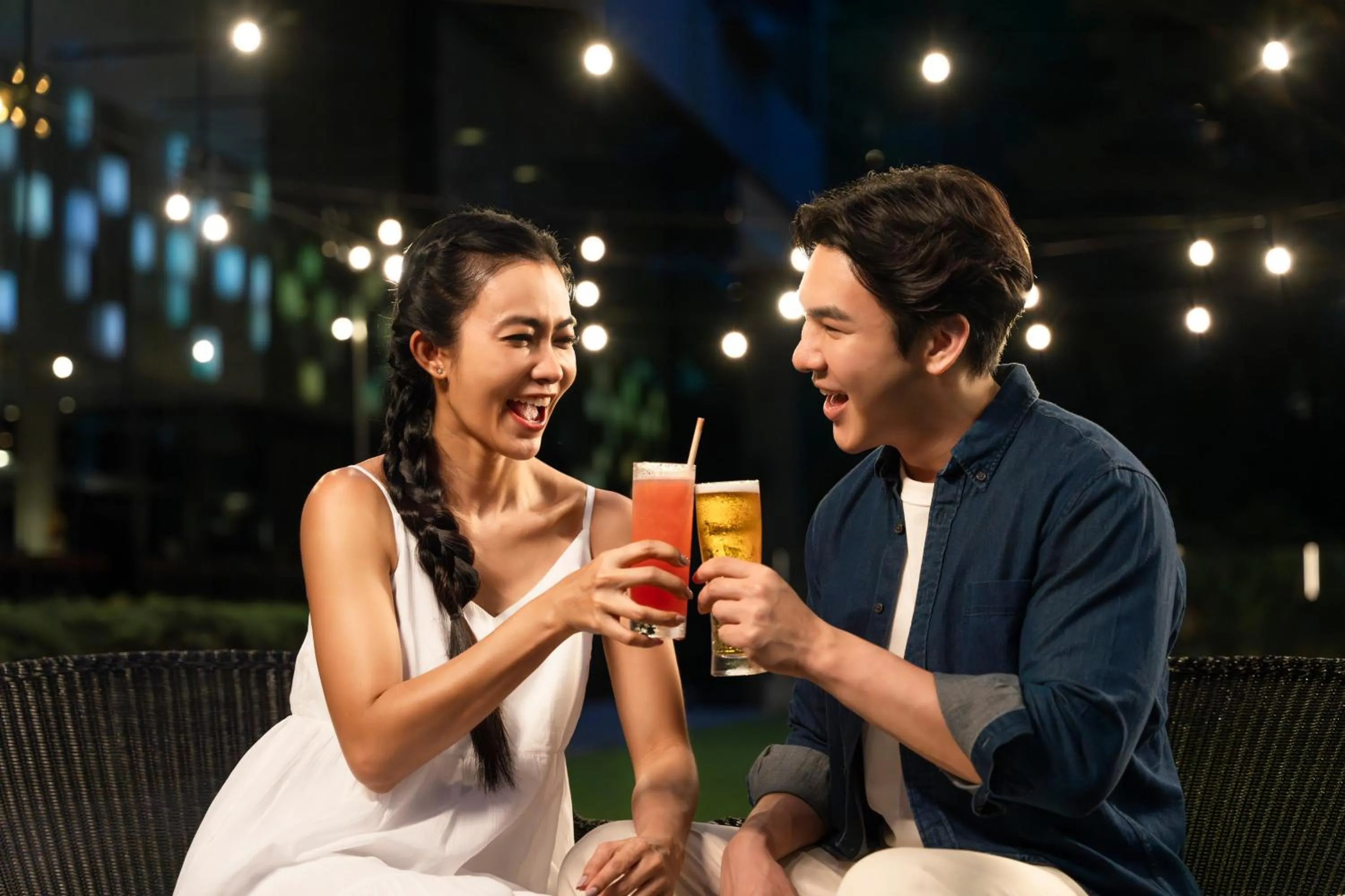 Food and drinks in Quincy Hotel Singapore by Far East Hospitality