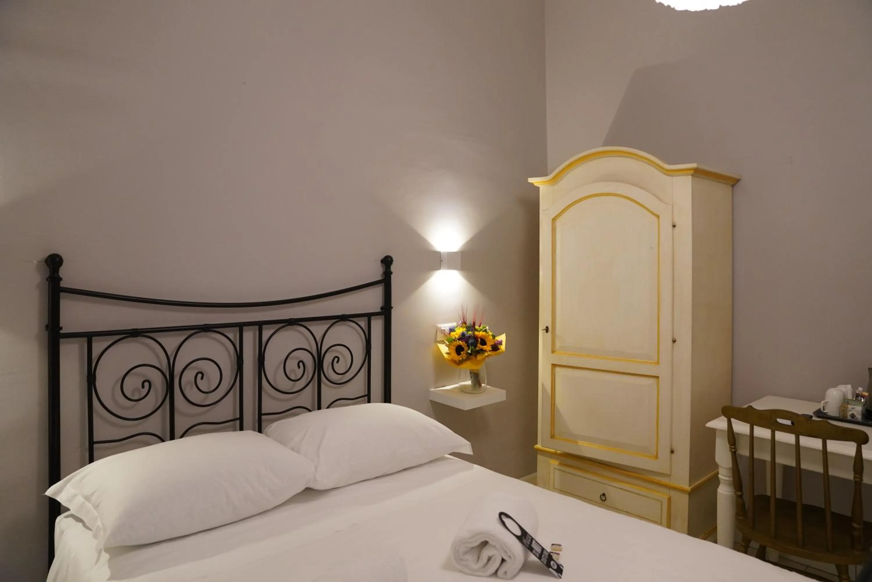 Bed in Affittacamere ALBA