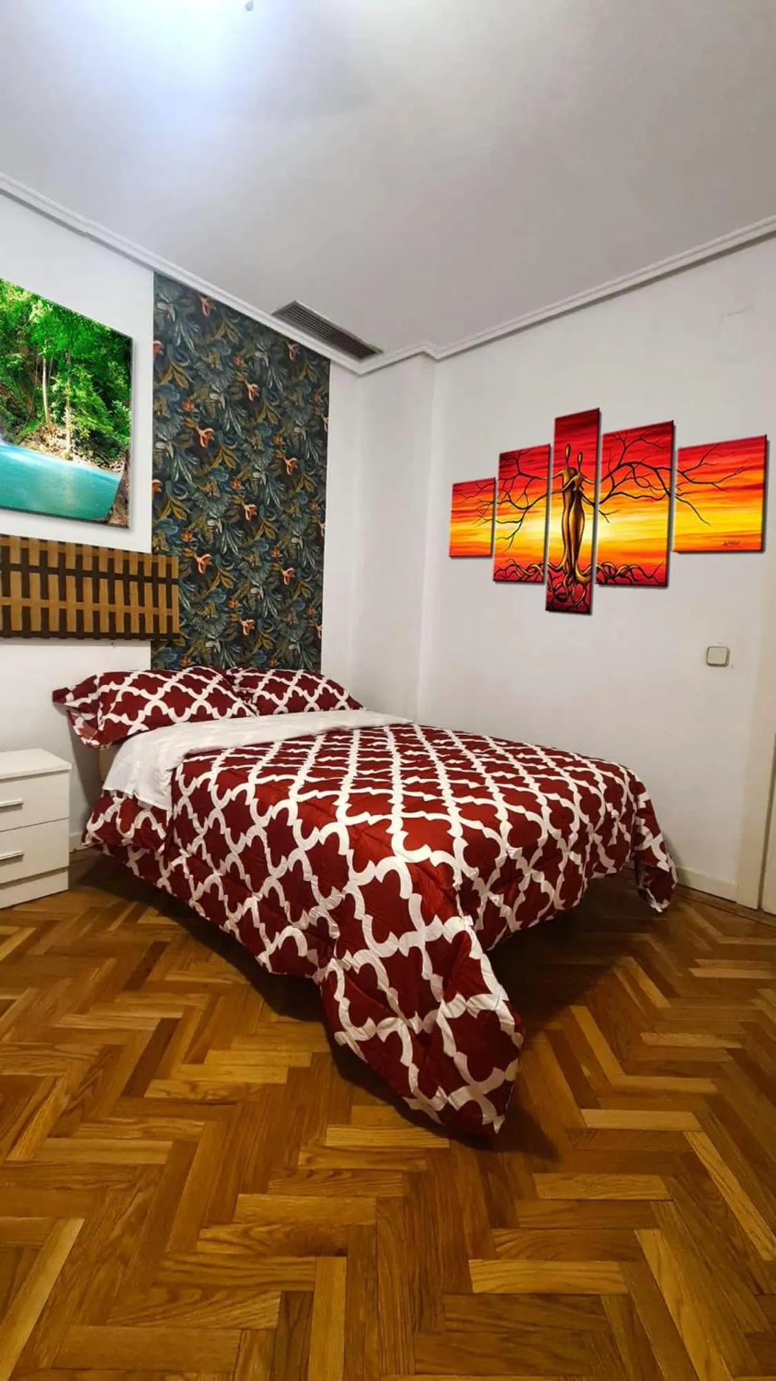 Bed in SOL- CARLOS V Apartaments