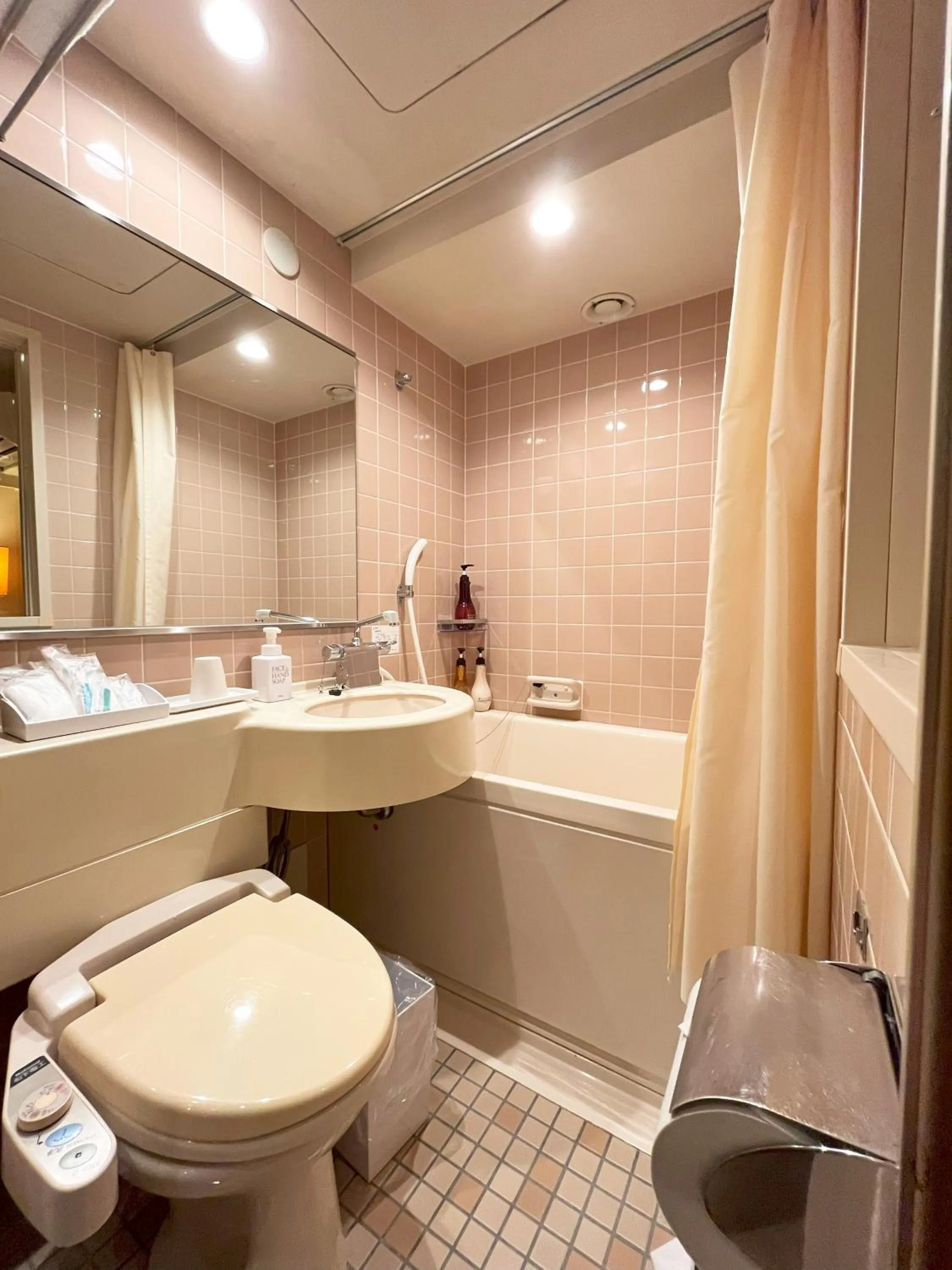 Nakajimaya Grand Hotel