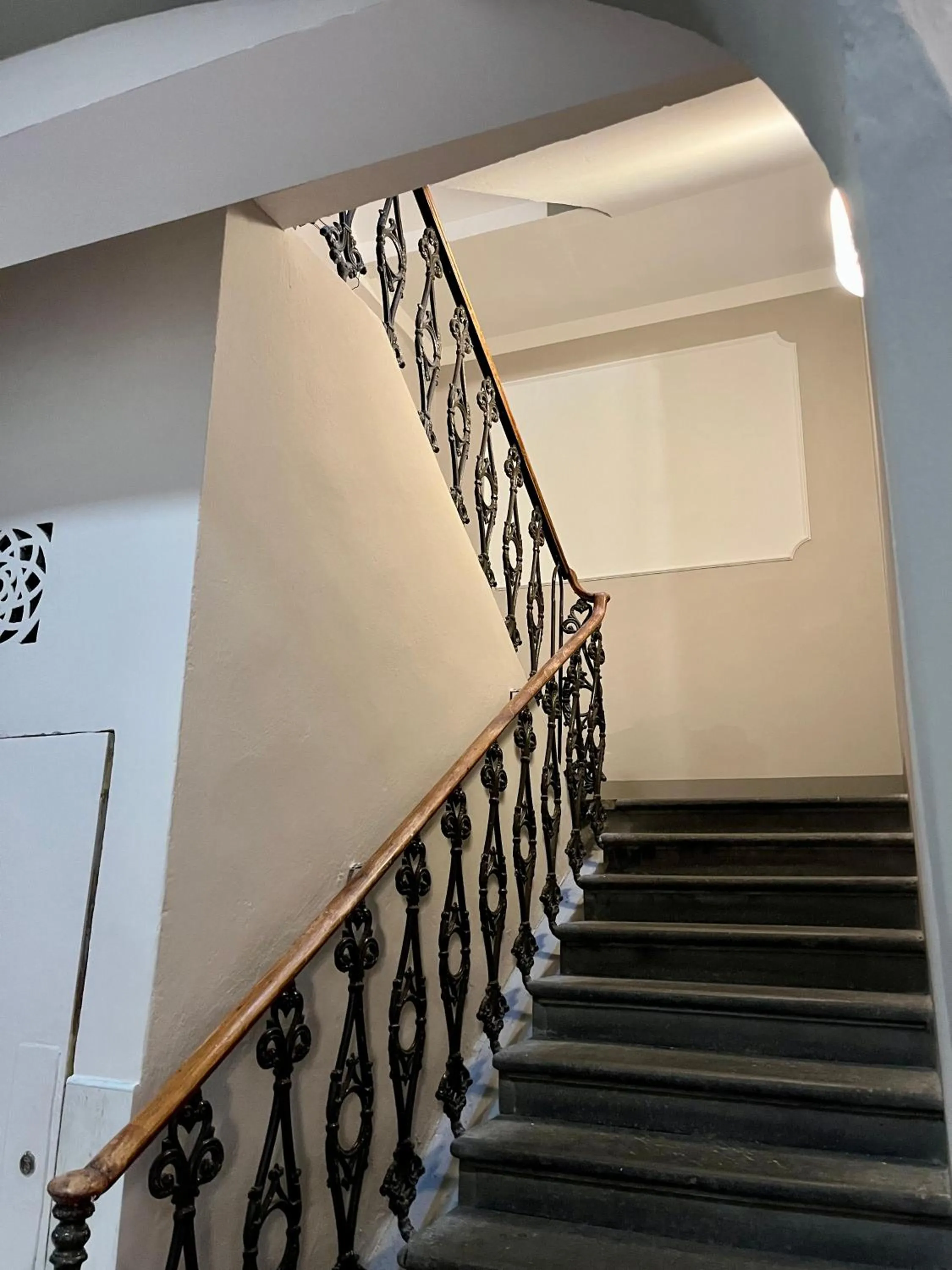 Facade/entrance in Soggiorno Pezzati