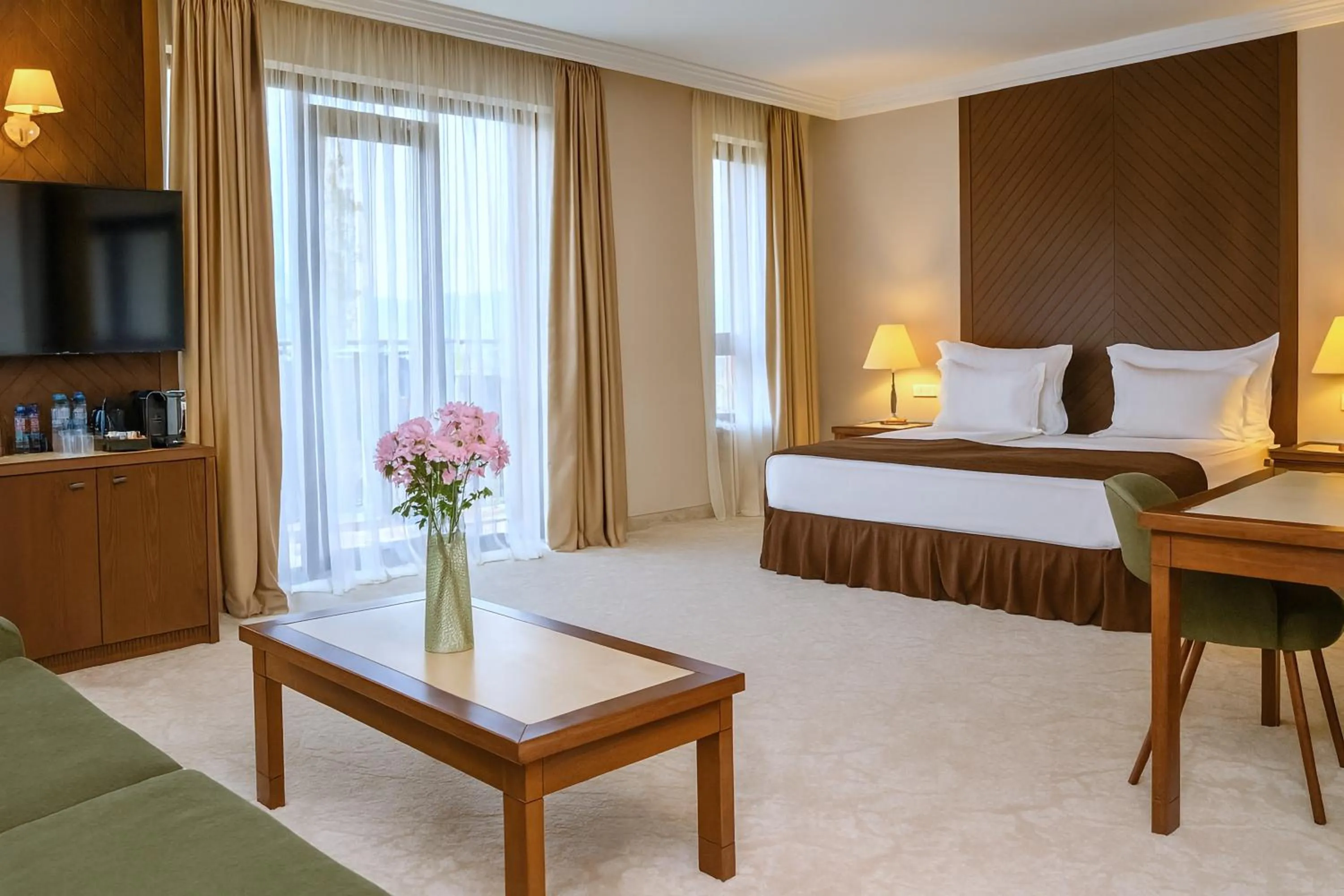 Bed in Maxi Park Hotel & Spa