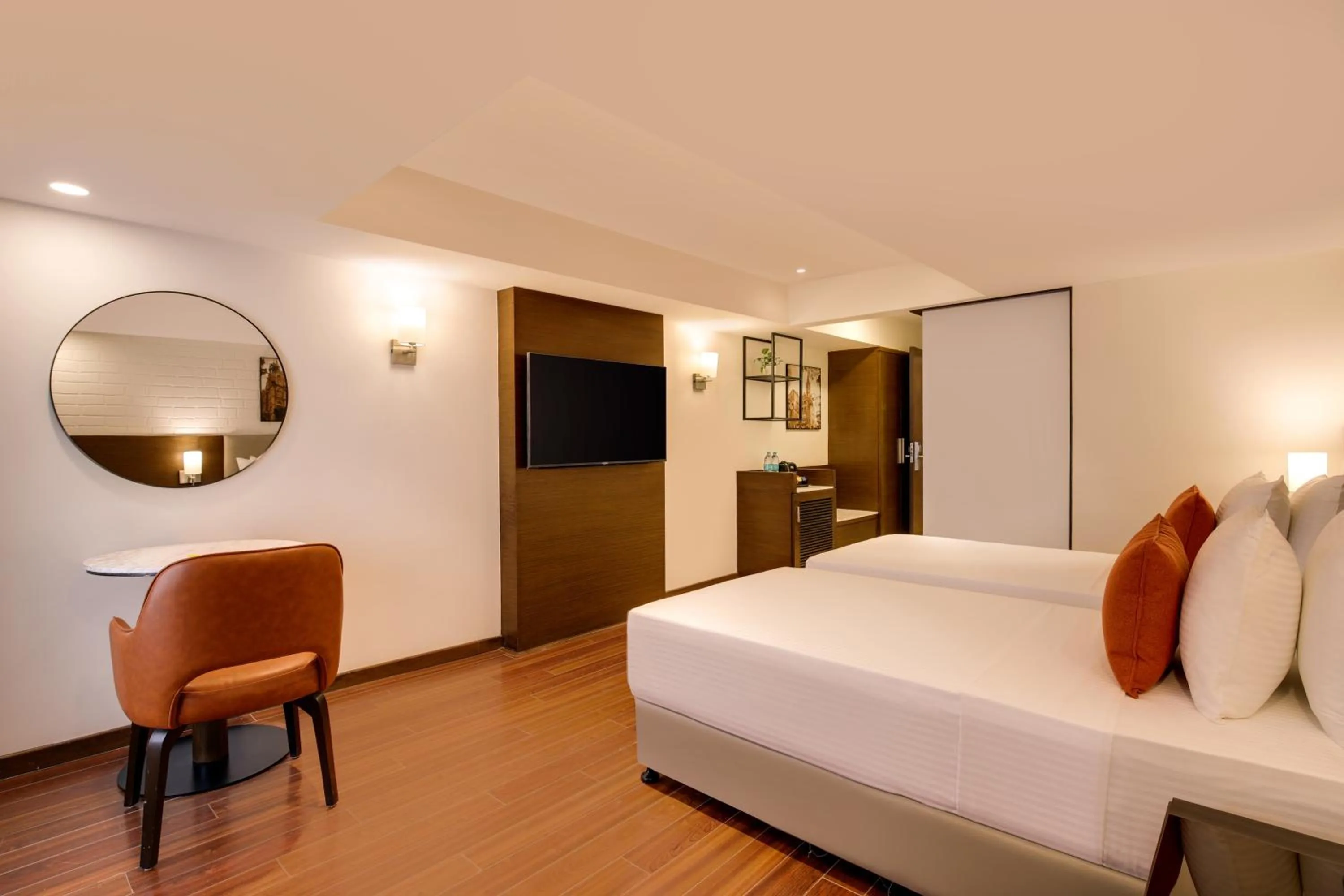 Bedroom, Bed in Lemon Tree Premier, Navi Mumbai