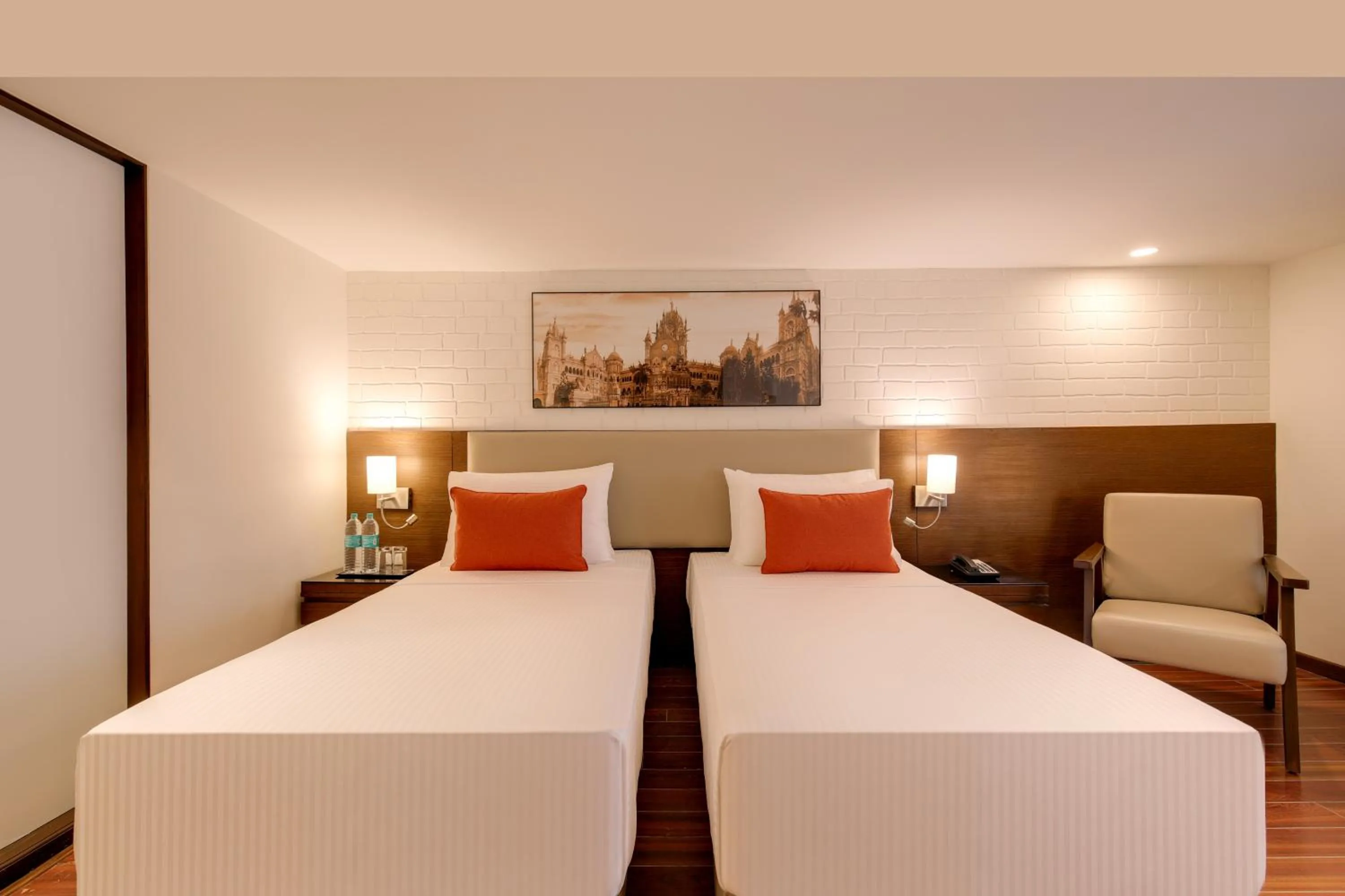 Bedroom, Bed in Lemon Tree Premier, Navi Mumbai