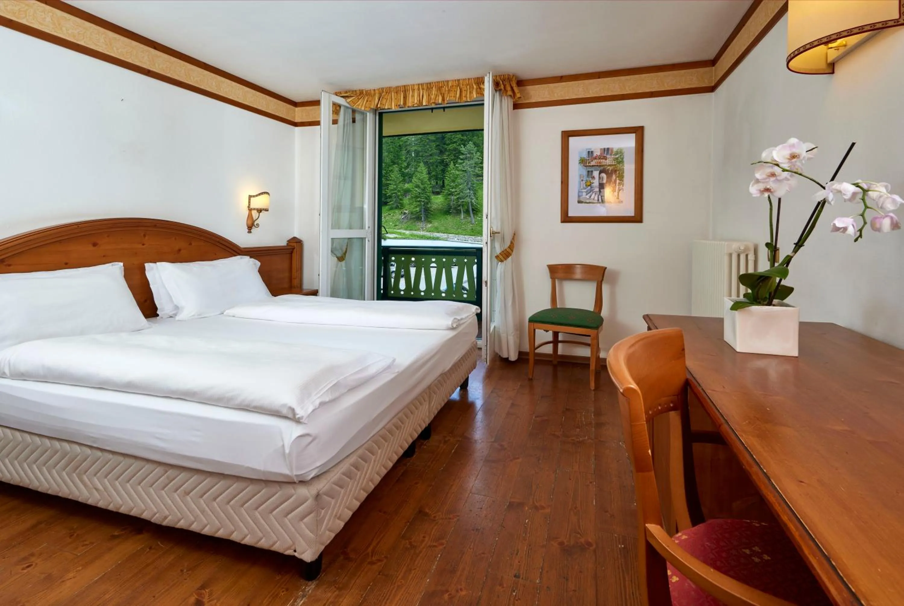 Classic Double or Twin Room in Grand Hotel Misurina