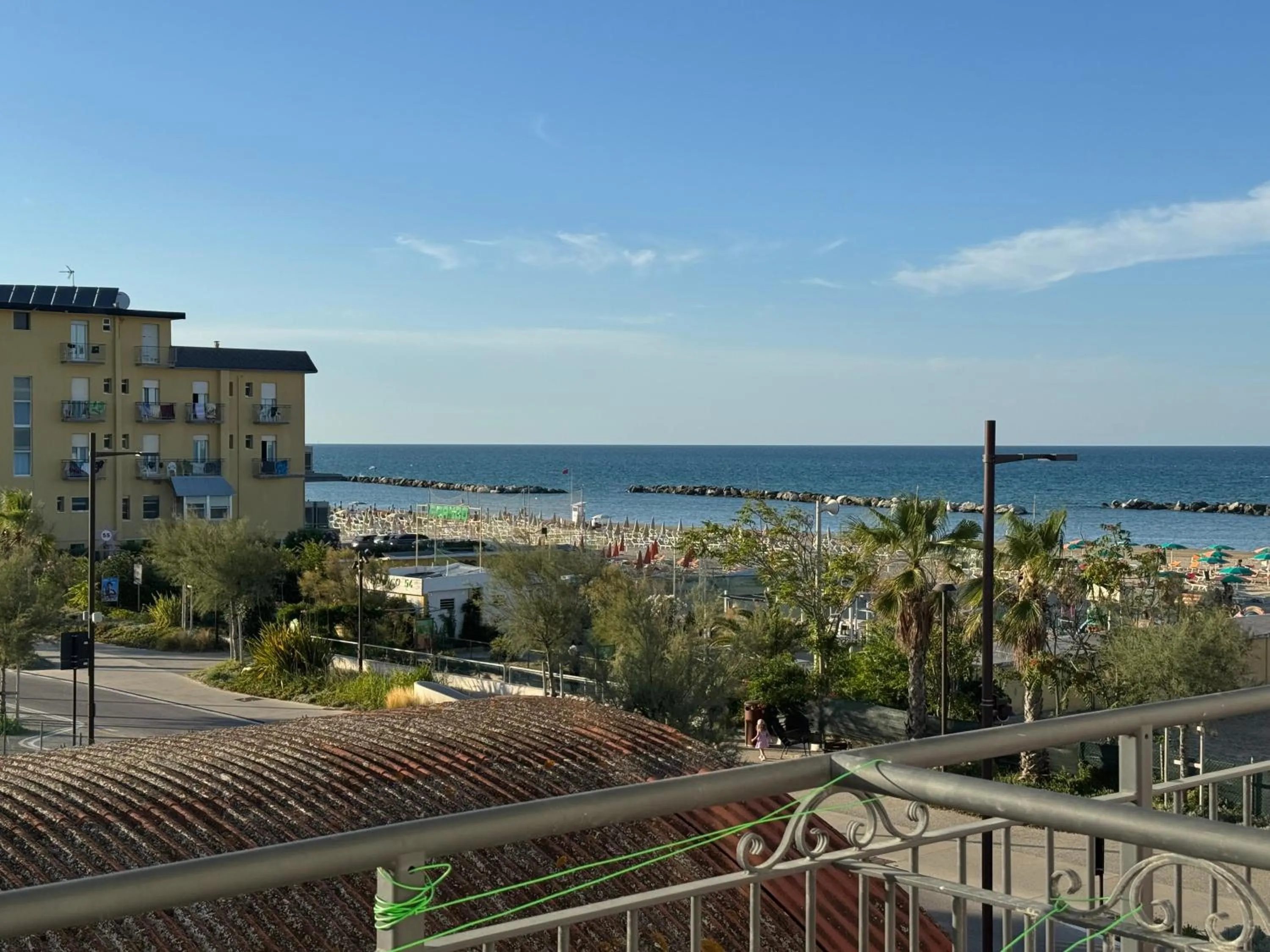 Day in Hotel Alcazar