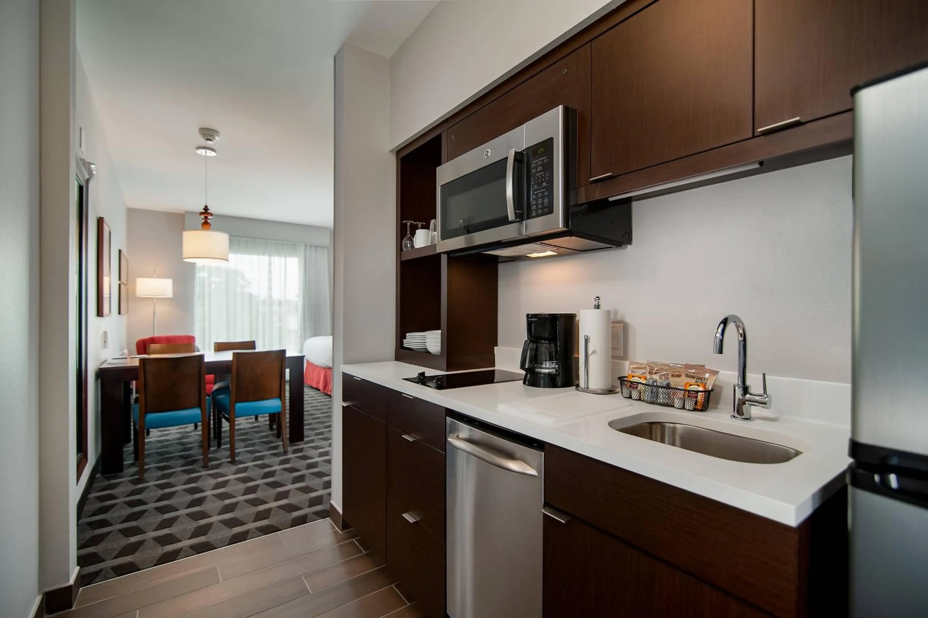 Kitchen or kitchenette in TownePlace Suites Fort Worth University Area/Medical Center