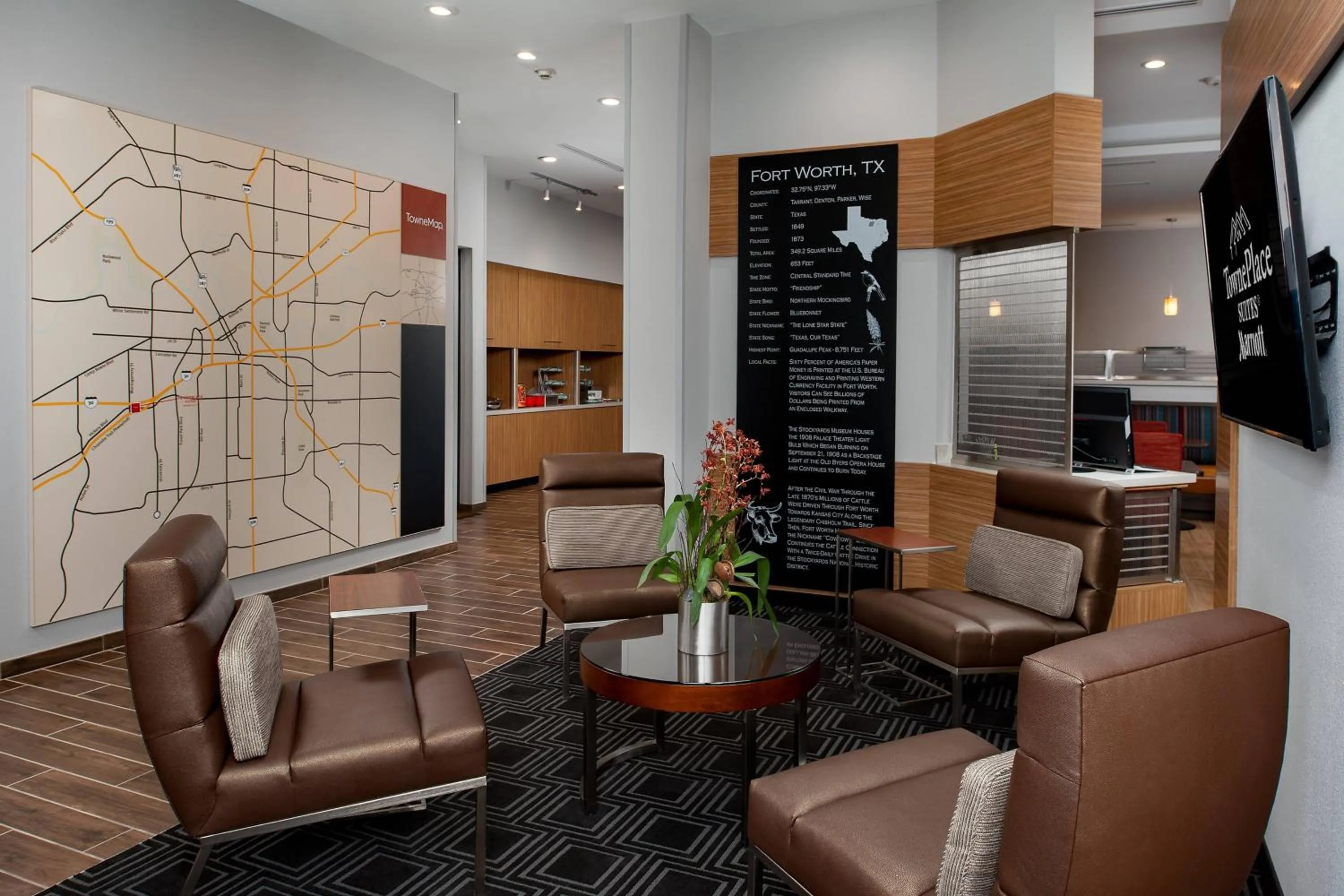 Lounge or bar in TownePlace Suites Fort Worth University Area/Medical Center