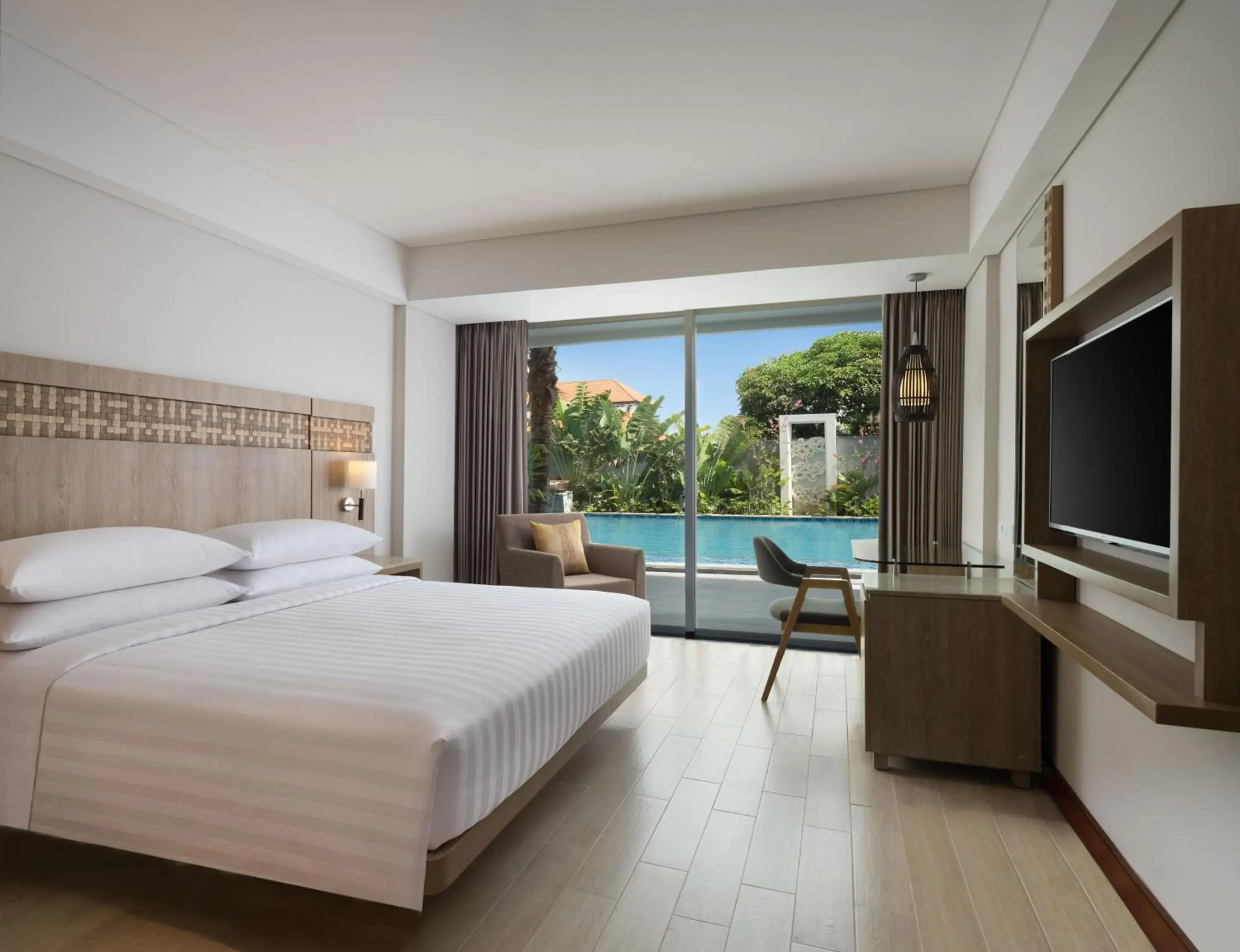 Deluxe King Room with Terrace and Free Shuttle Service to Double-Six Beach in Fairfield by Marriott Bali Legian Deluxe King Room with Terrace and Free Shuttle Service to Double-Six Beach in Fairfield by Marriott Bali Legian
