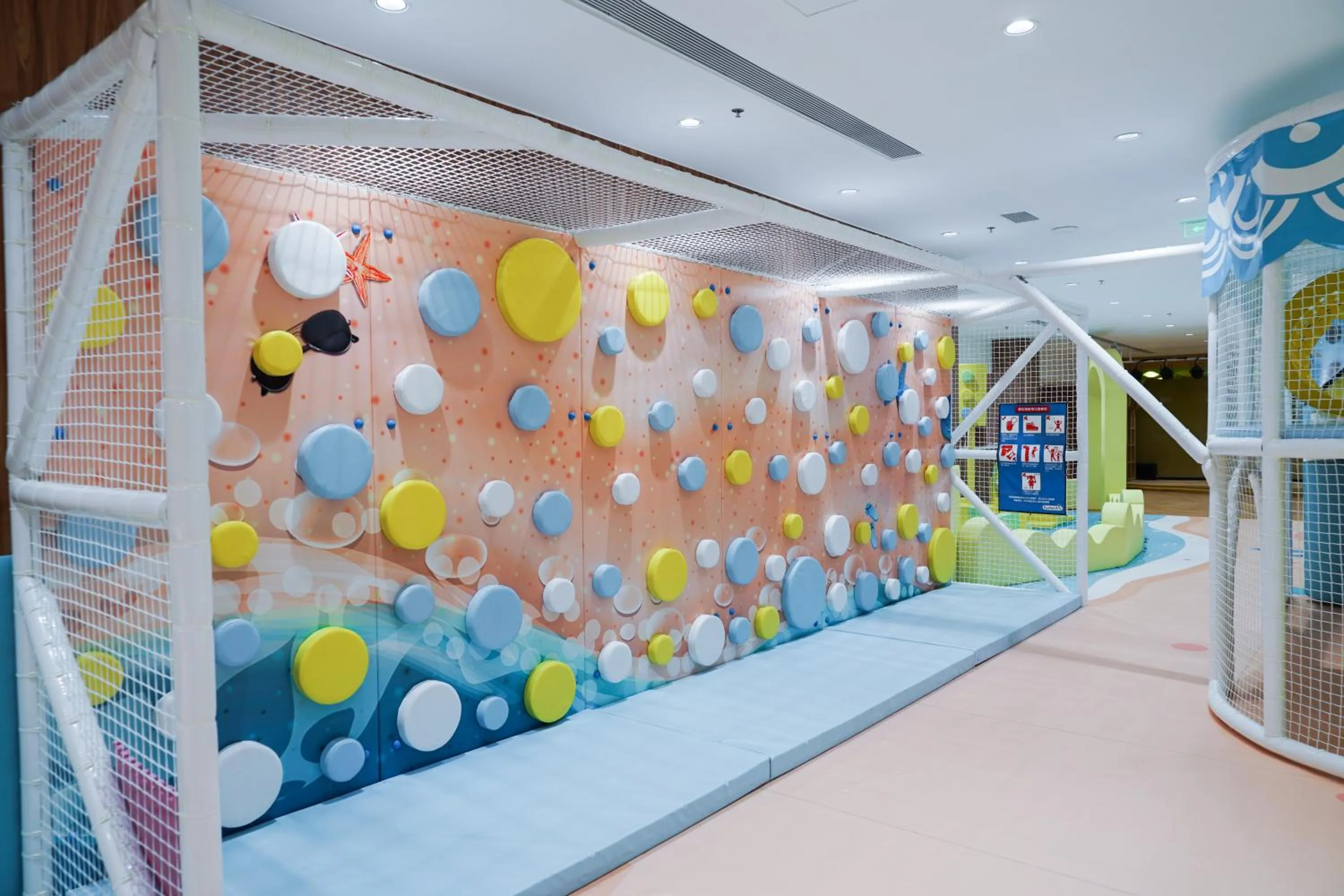 Children play ground in Shenzhen Marriott Hotel Golden Bay