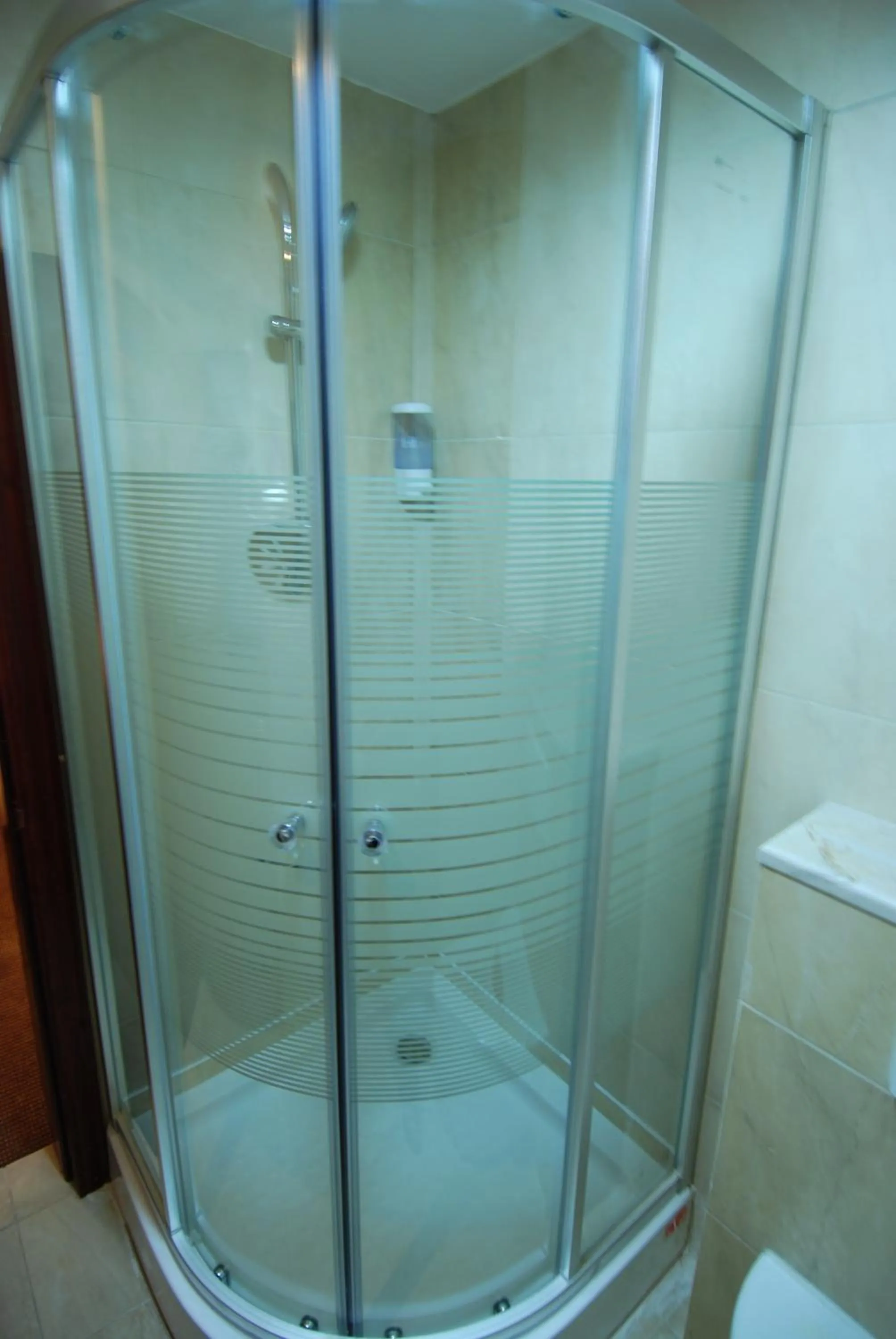 Bathroom in Al Rashid Hotel