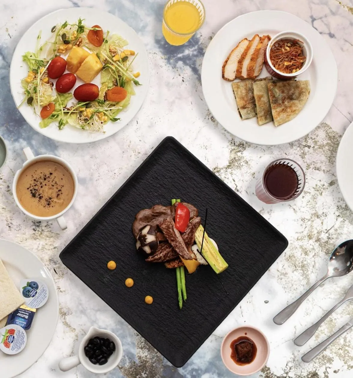 Food and drinks in Six Star Motel-Taoyuan