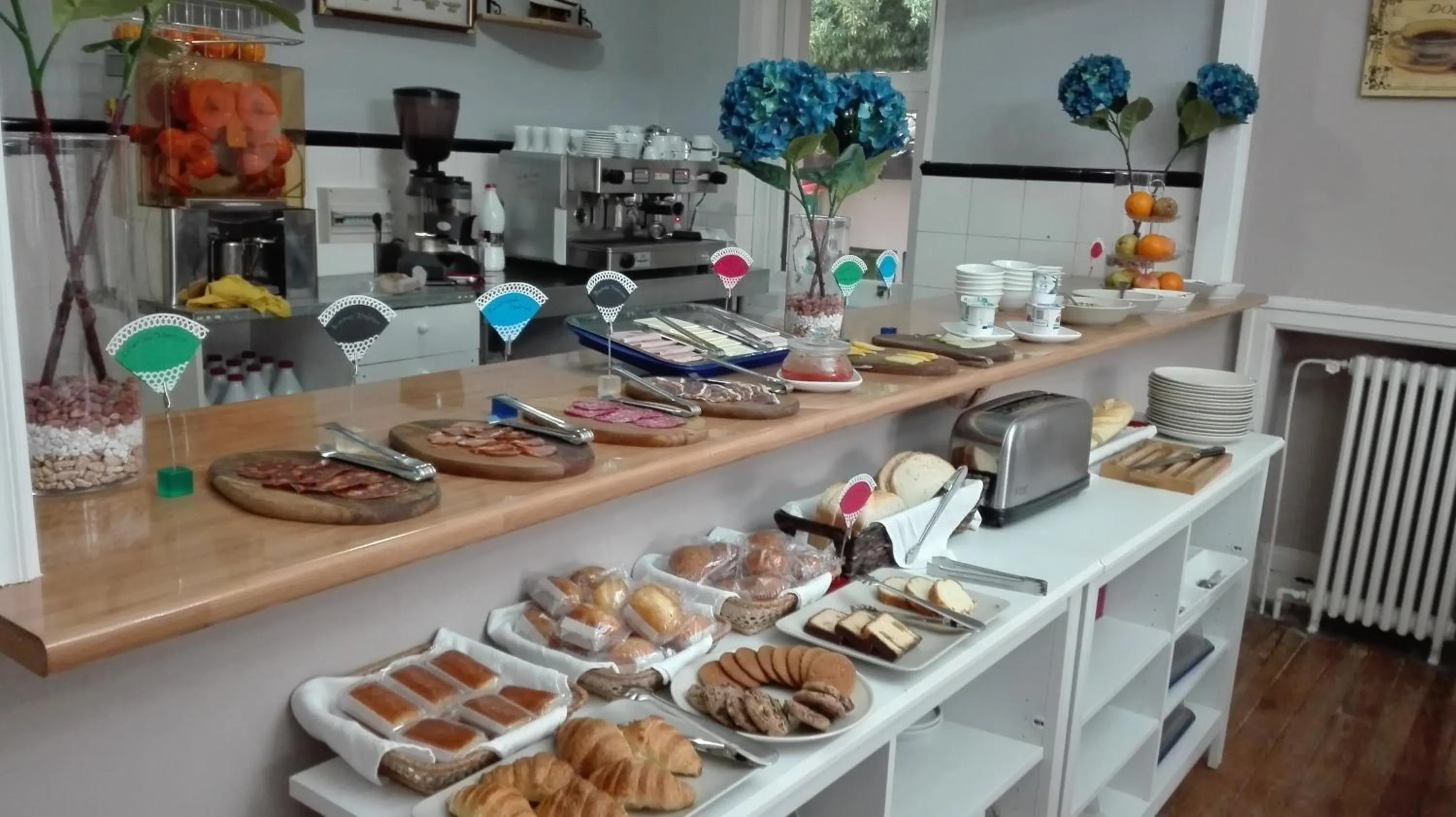 Breakfast in Hotel Neguri