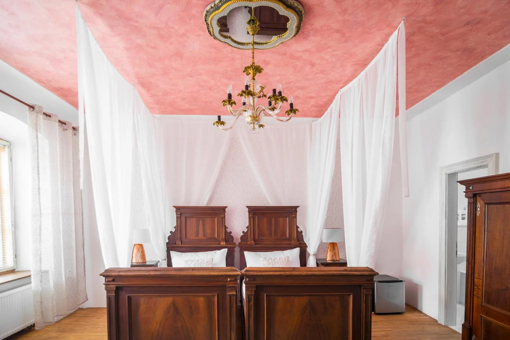 Photo of the whole room in Krumlovská pohádka