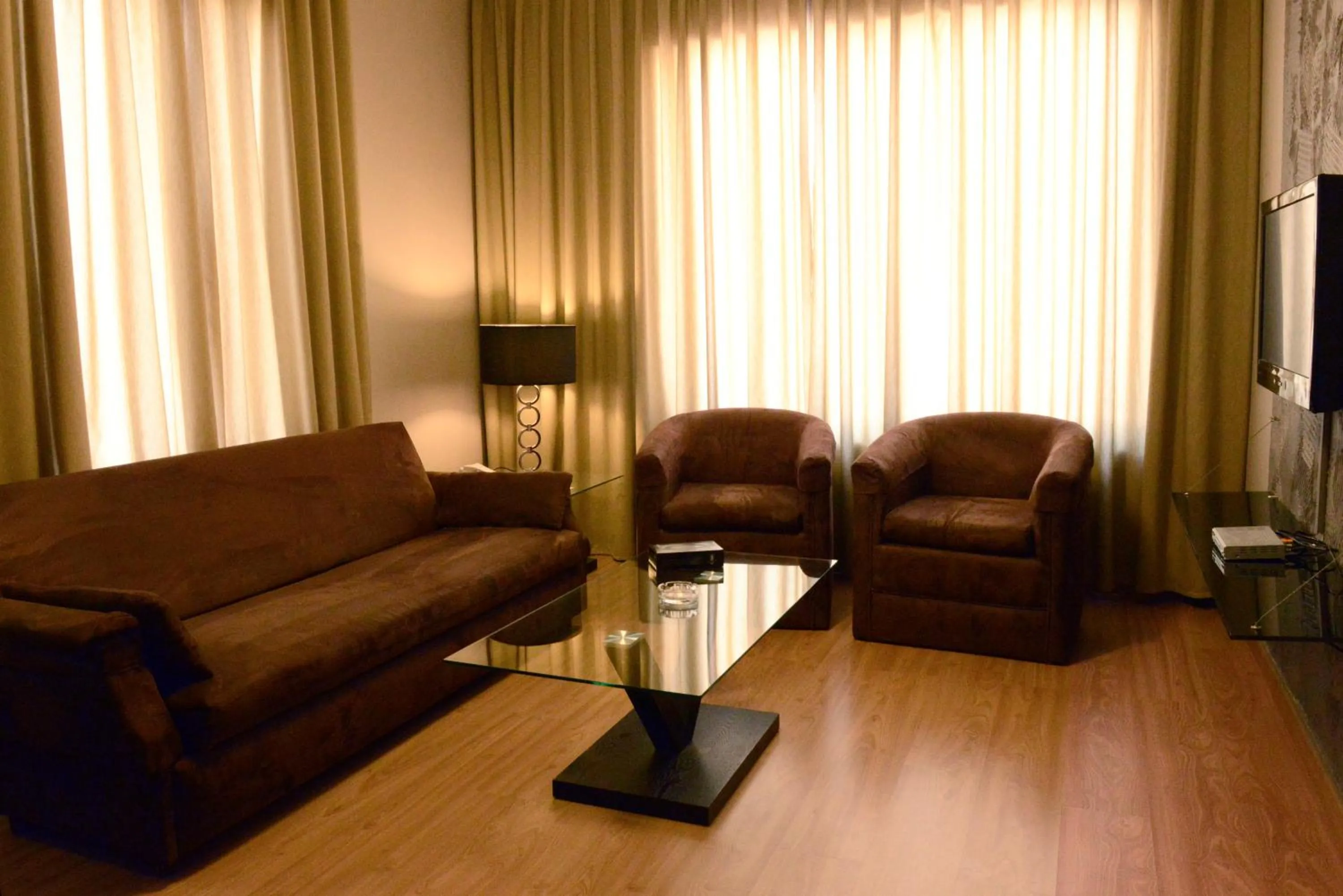 Living room in Crystal Suites