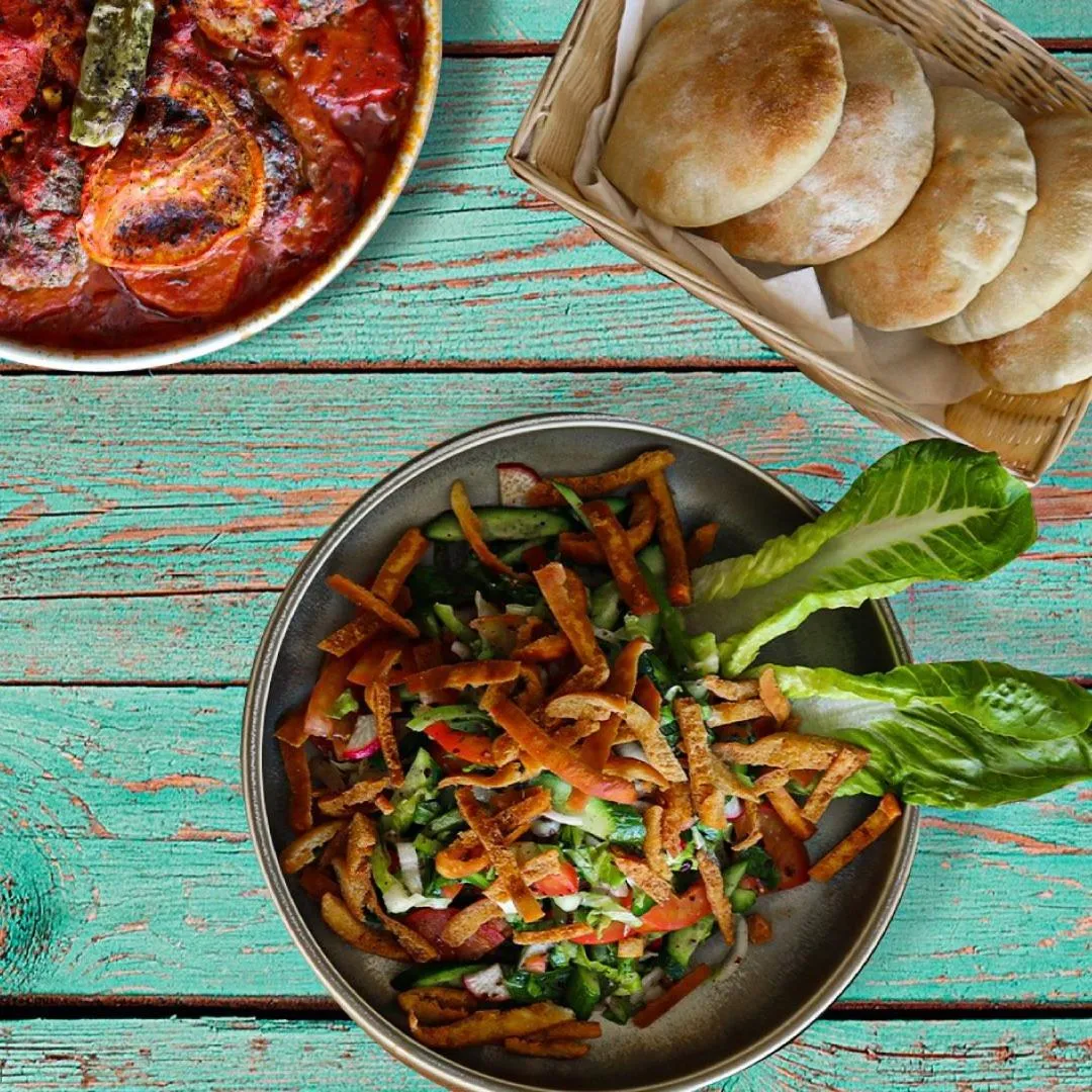 Restaurant/places to eat in Crystal Suites