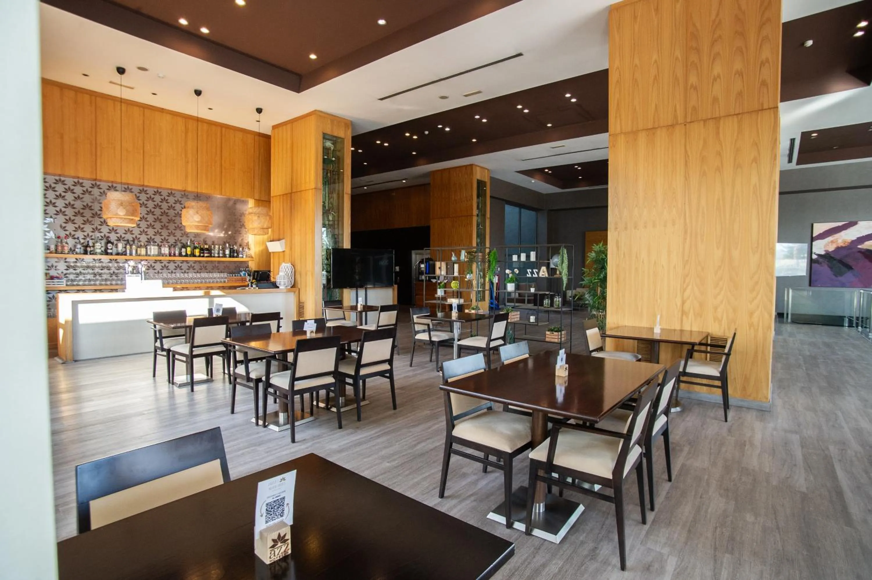 Restaurant/places to eat in AZZ Valencia Congress Hotel & Spa