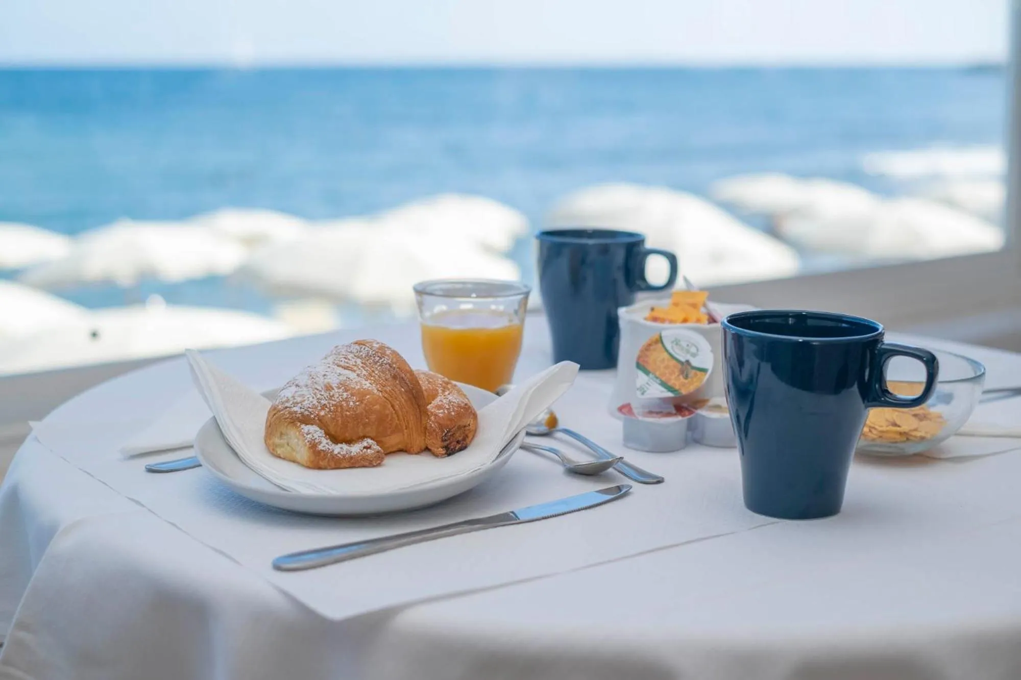 Breakfast in Hotel Del Sole