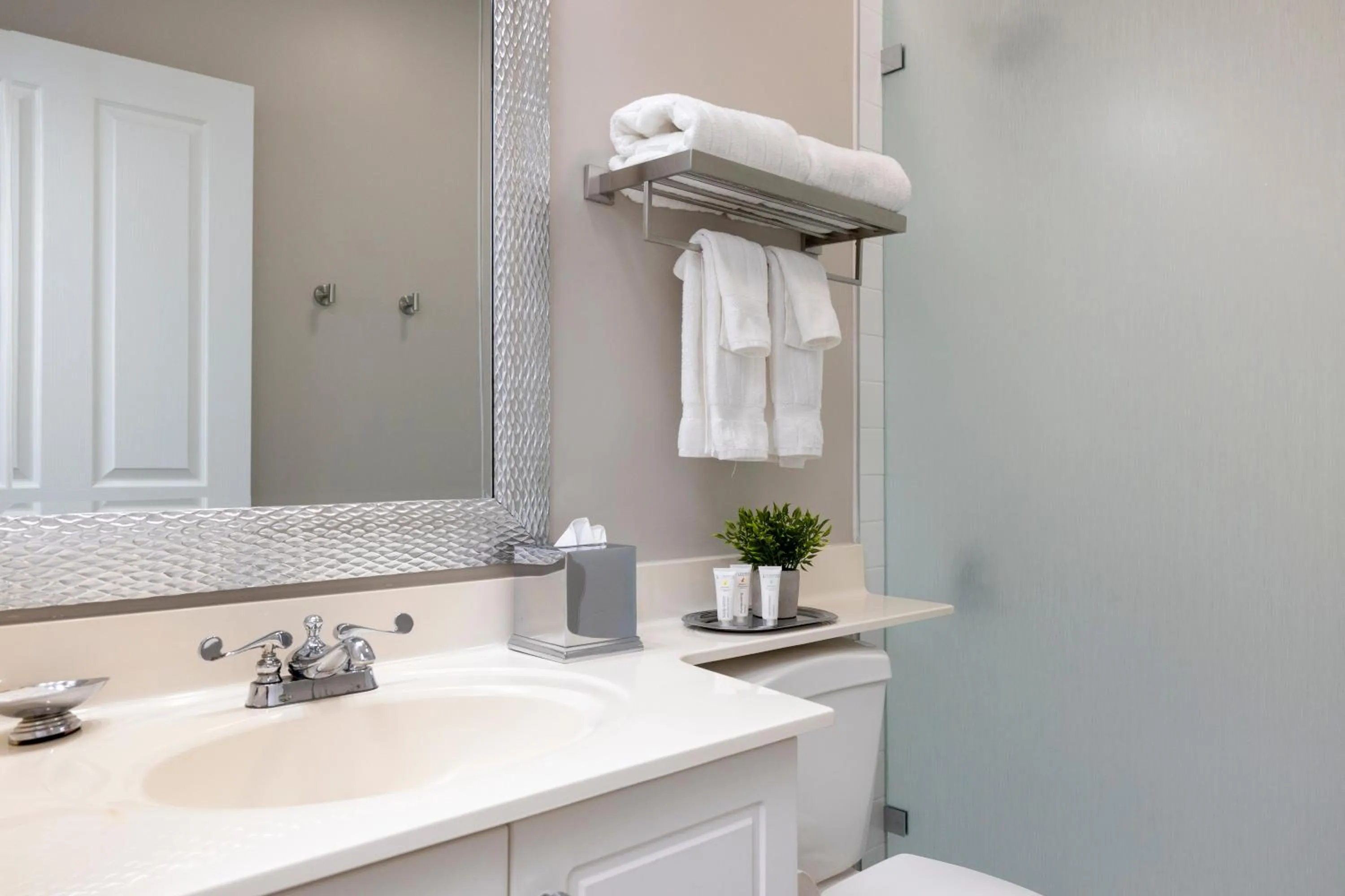 Bathroom in Windermere House