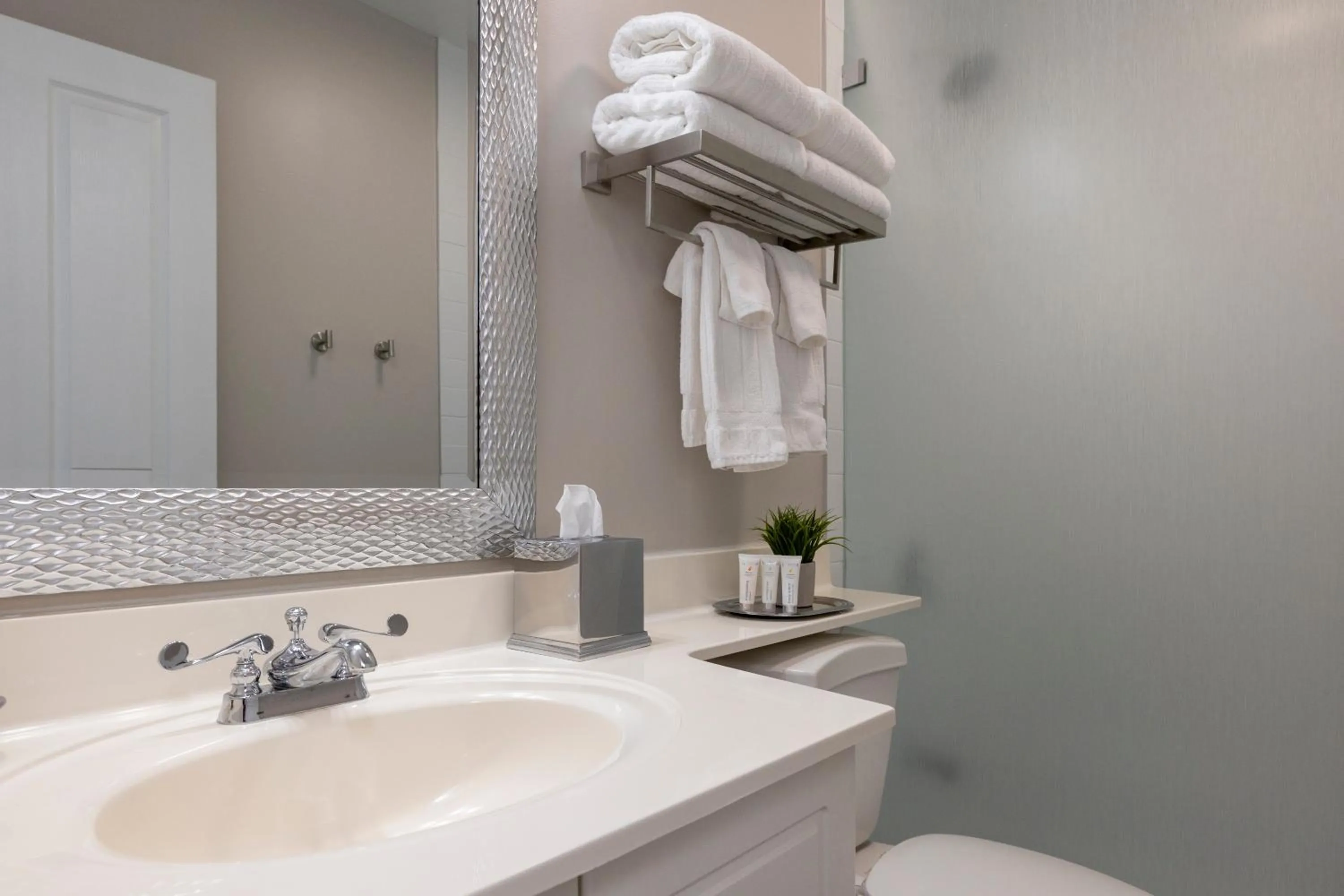 Bathroom in Windermere House