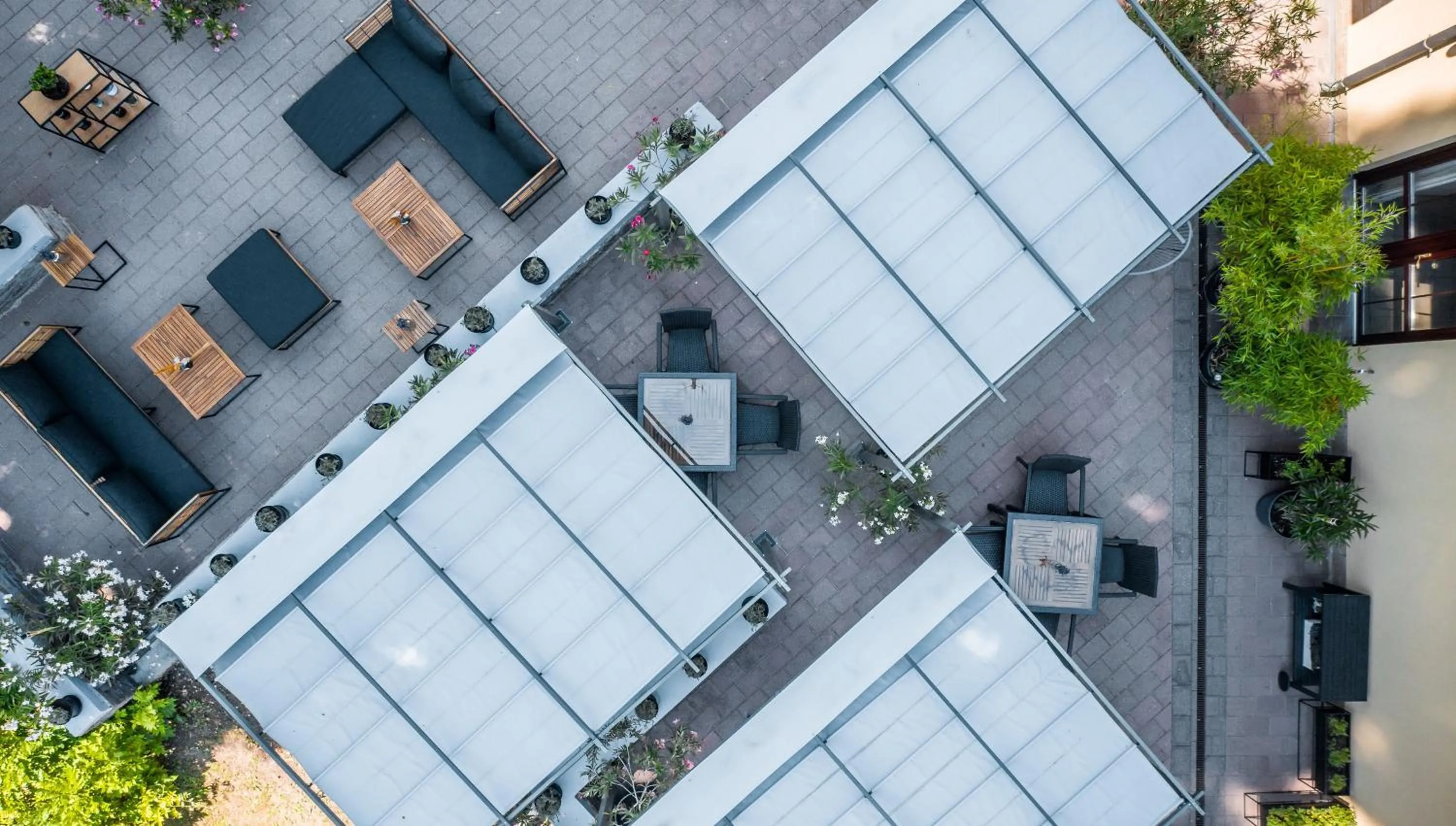 Patio in Hotel Tihany Átrium