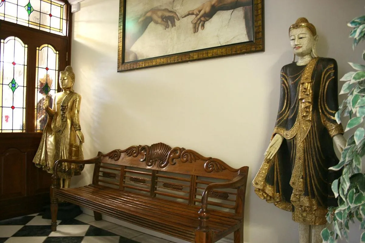 Decorative detail in Celtic House B&B