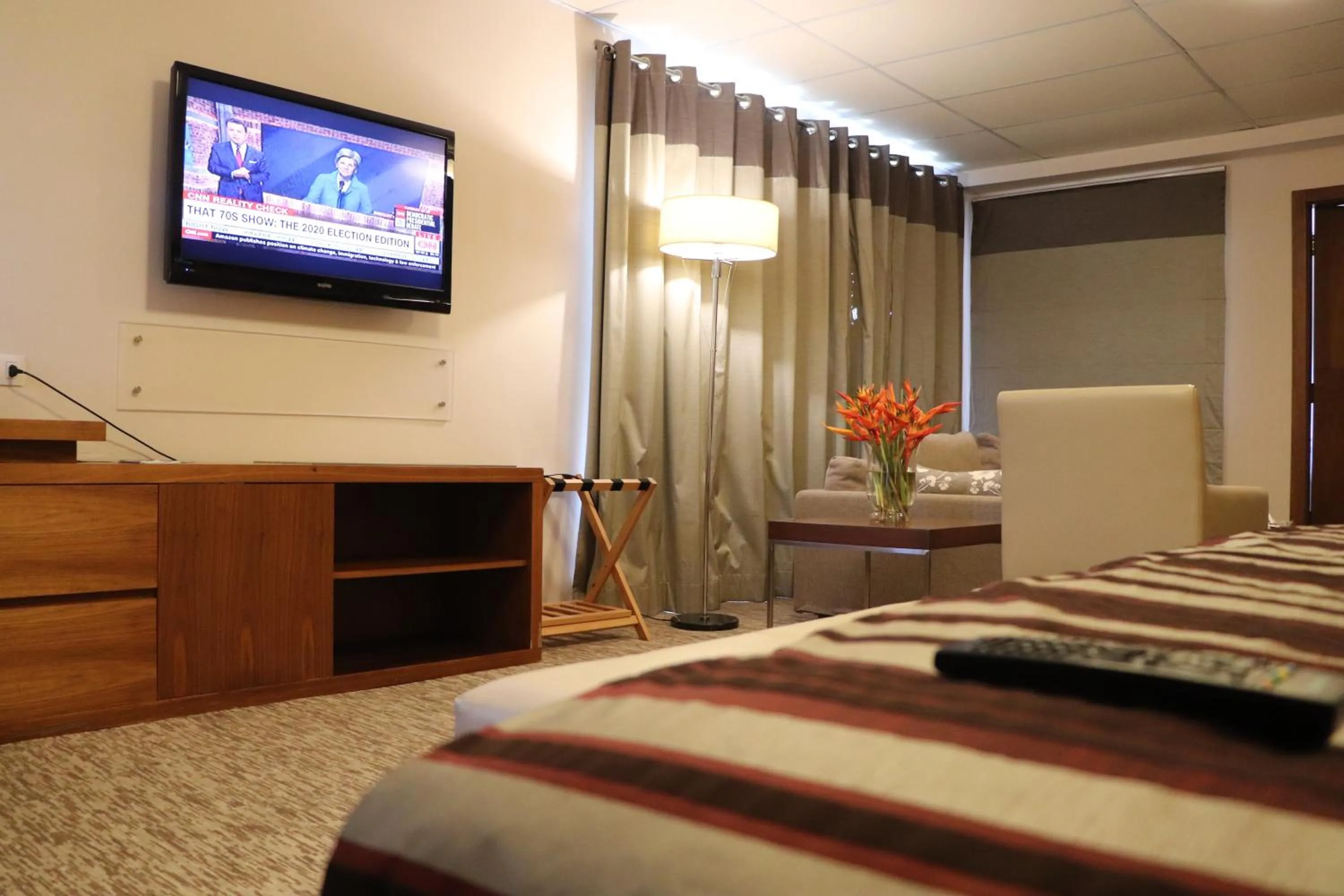 TV and multimedia, Bed in Mamba Point Hotel