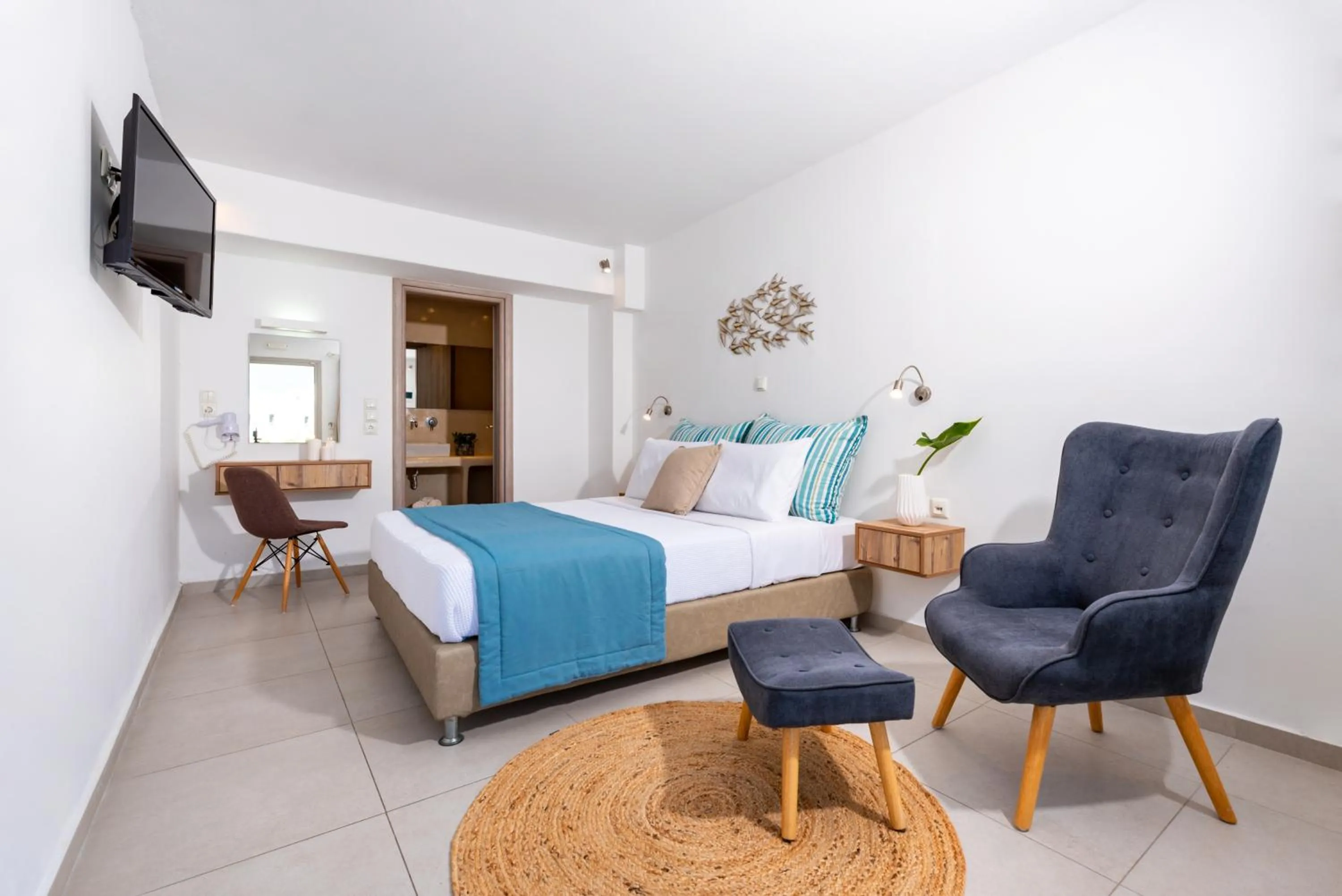 Bedroom, Bed in Kalisperis Hotel