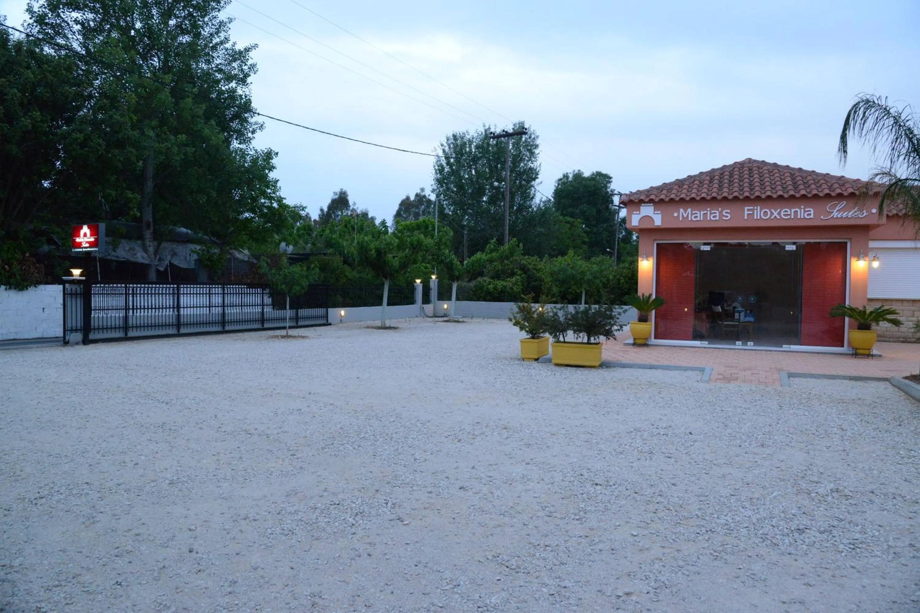 Facade/entrance in Maria's Filoxenia Suites