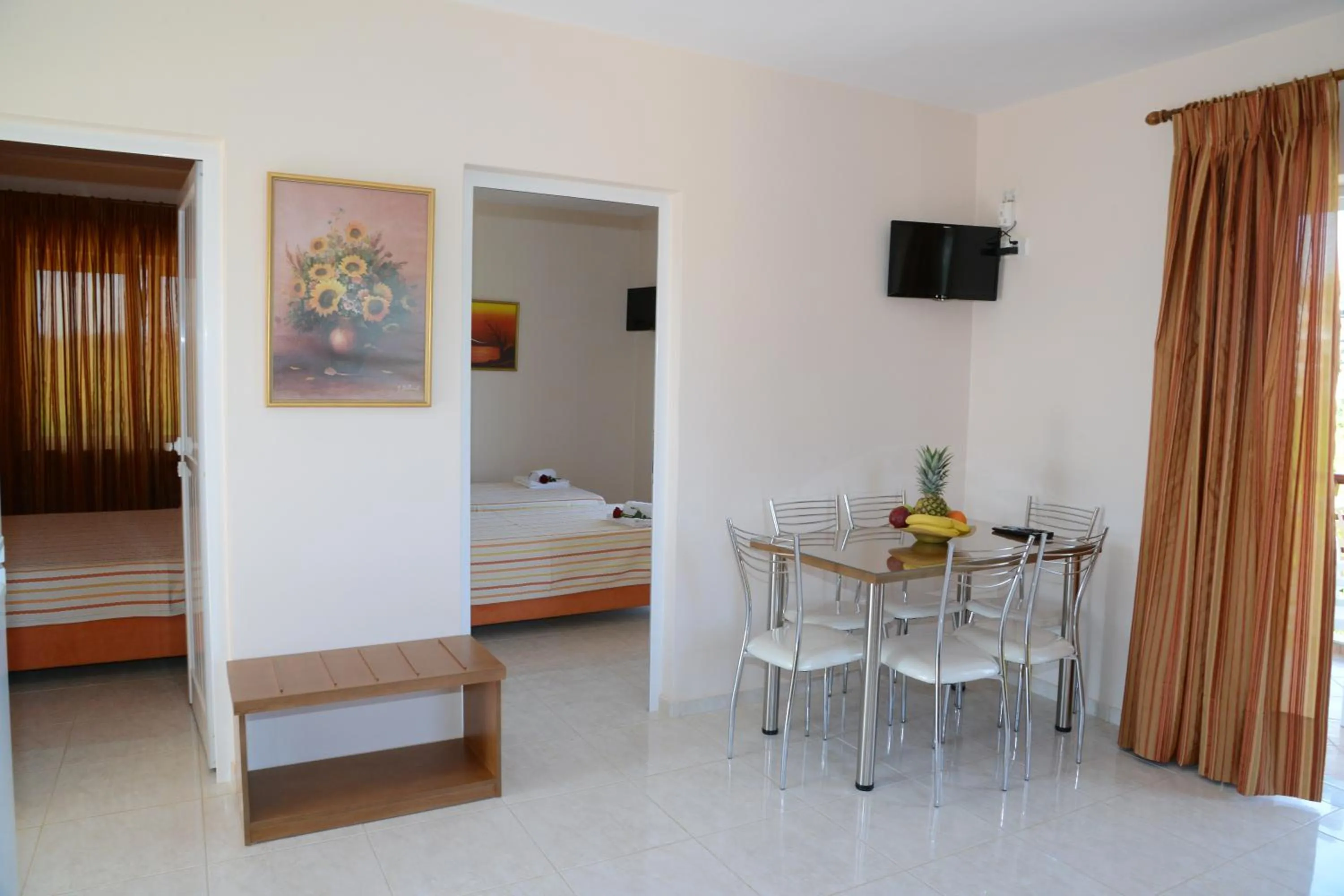 Spring, Bed in Maria's Filoxenia Suites