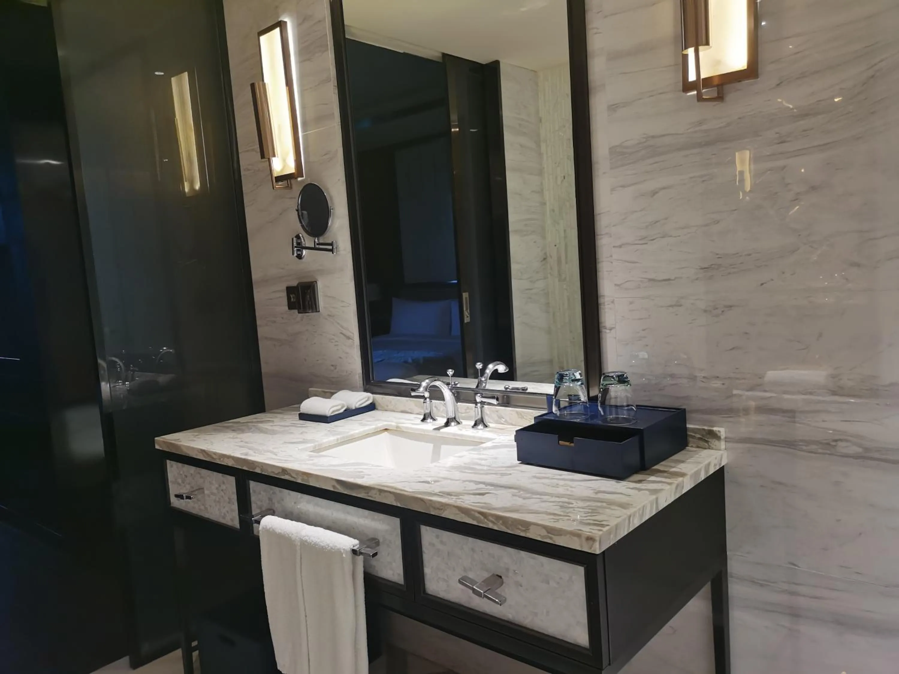 Toilet in PRIMUS Hotel Wuhan Hannan