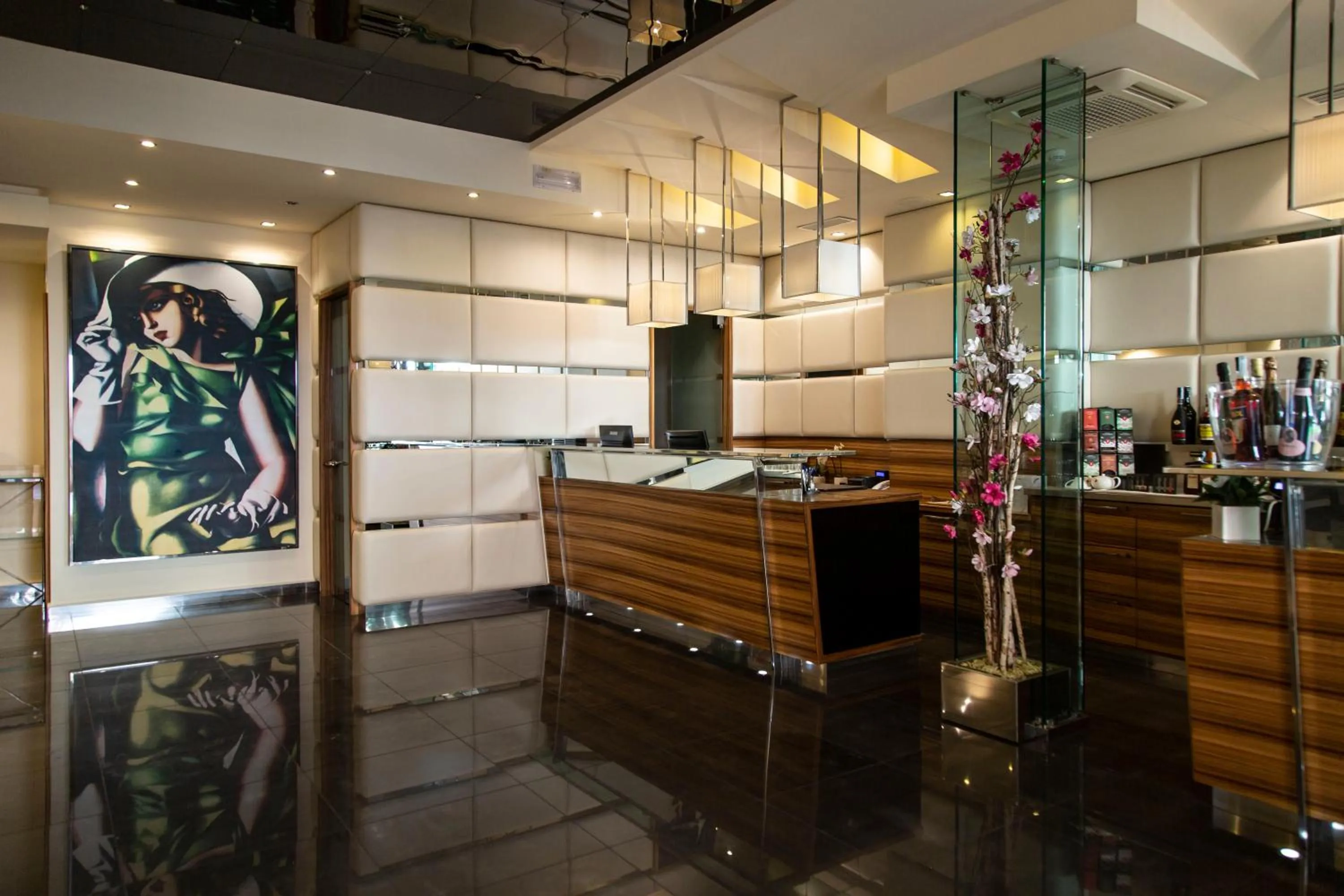 Lounge or bar in Hotel Antico Borgo