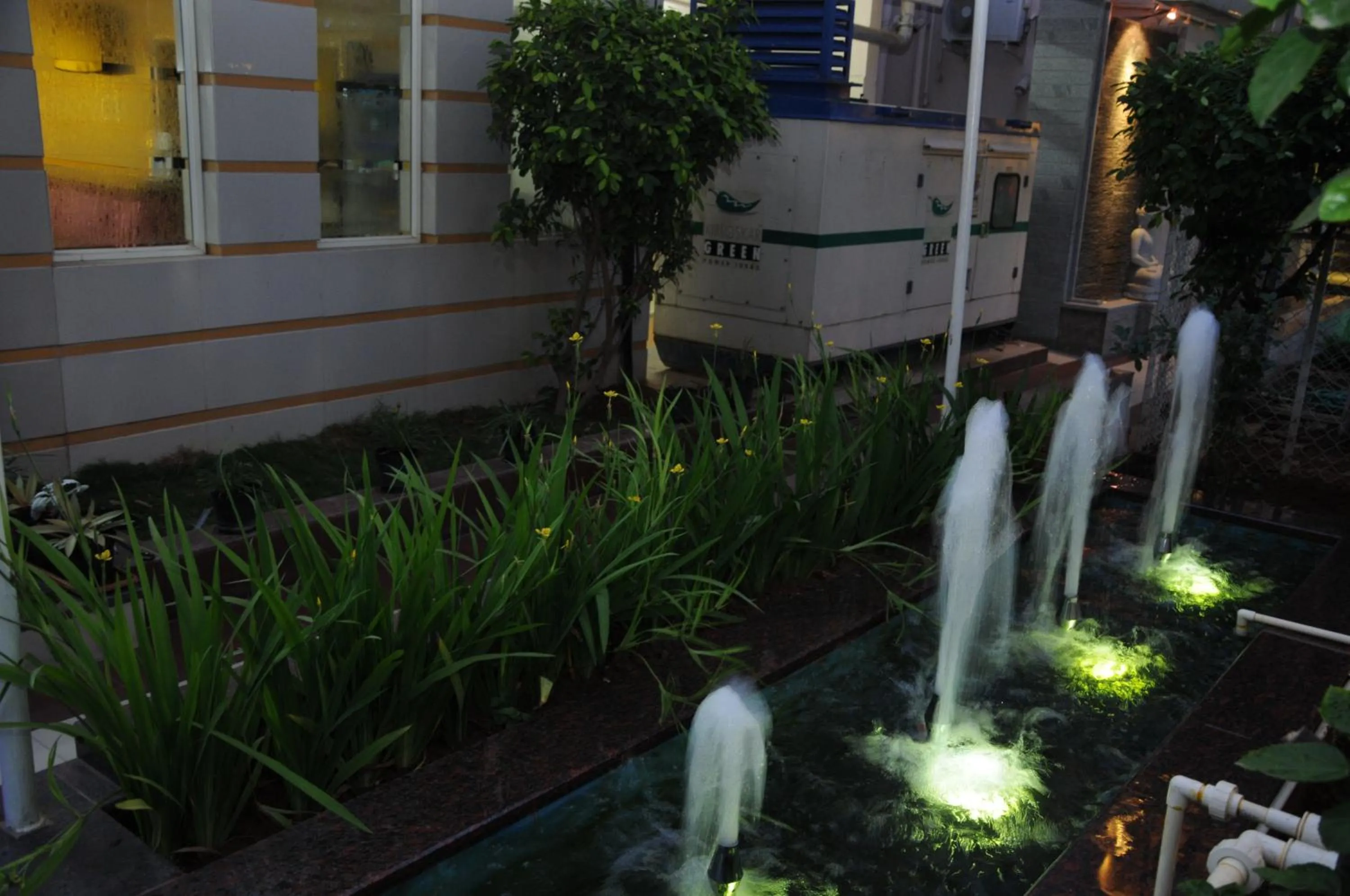 Garden in Maple Suites