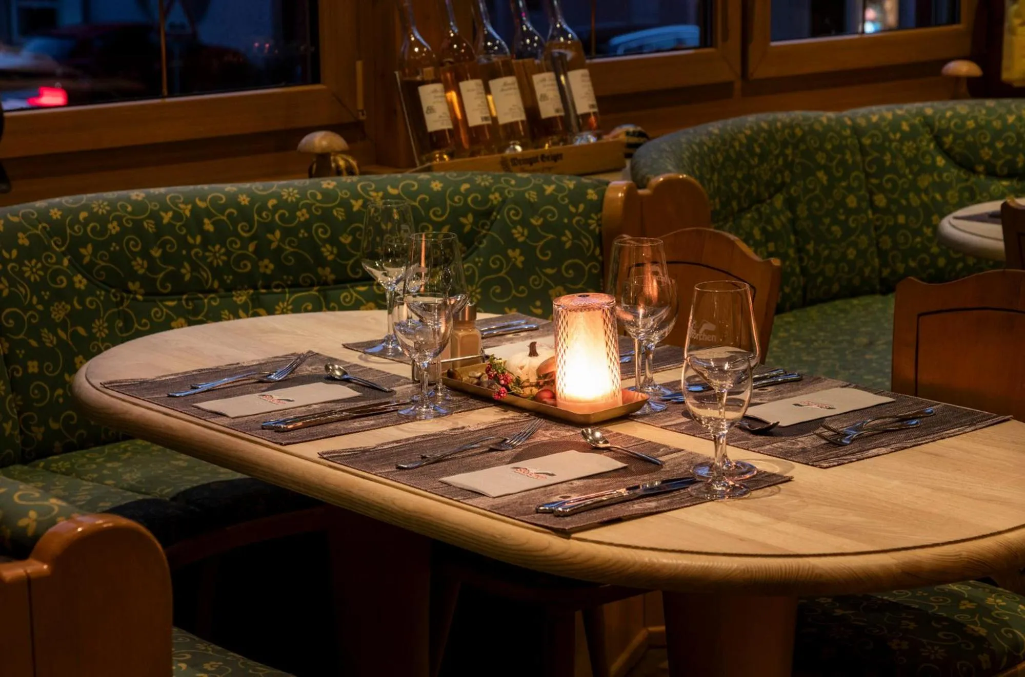 Restaurant/places to eat in Bodensee Hotel Storchen